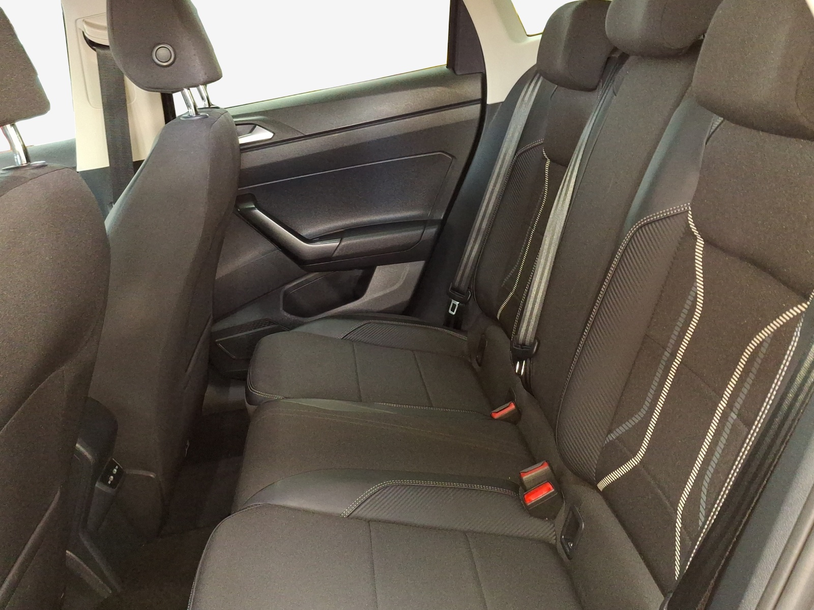 VW Taigo 1.0 TSI Style DSG-image-11