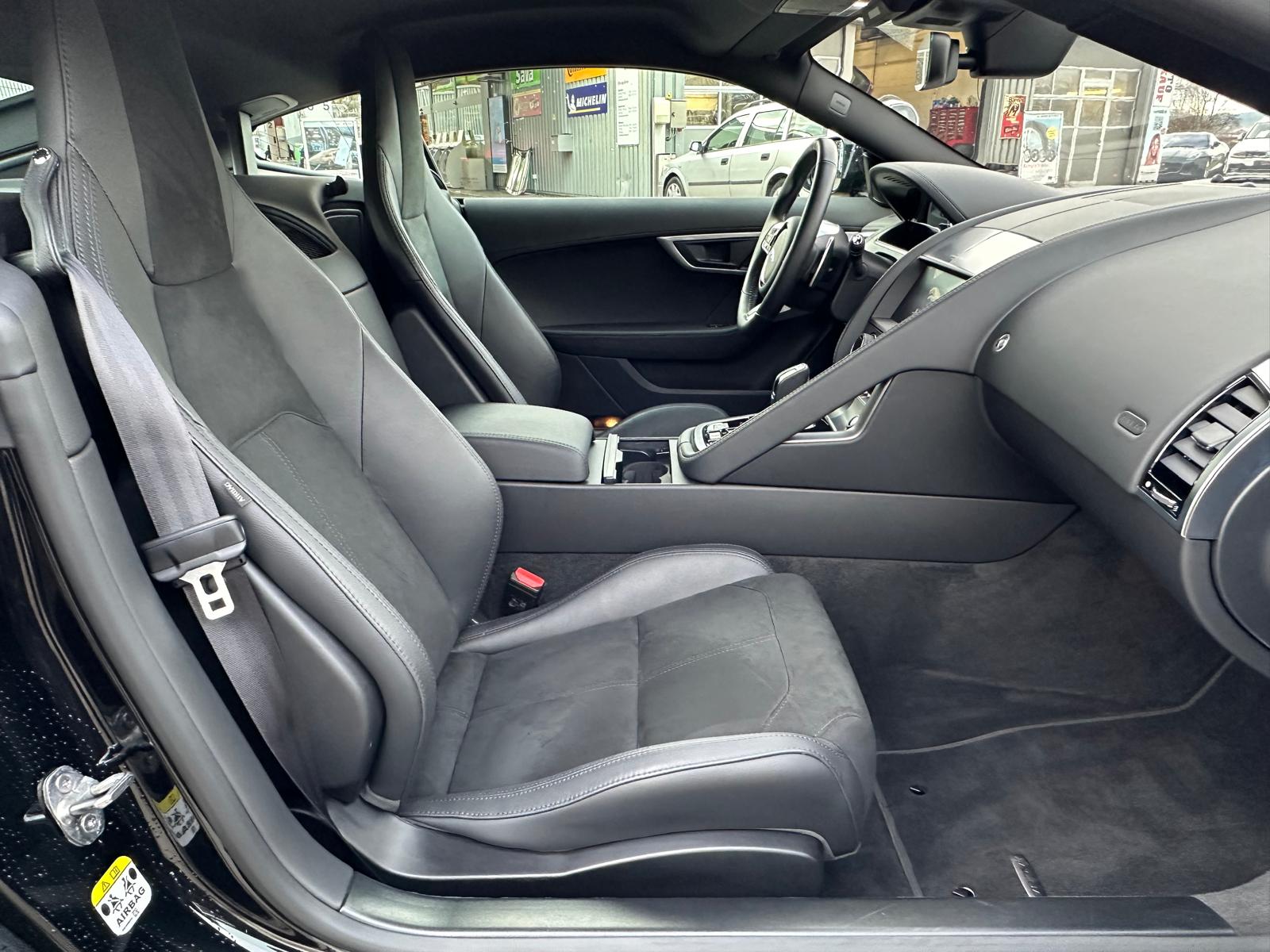 JAGUAR F-Type Coupé 5.0 V8 R-Dynamic Automatik-image-14