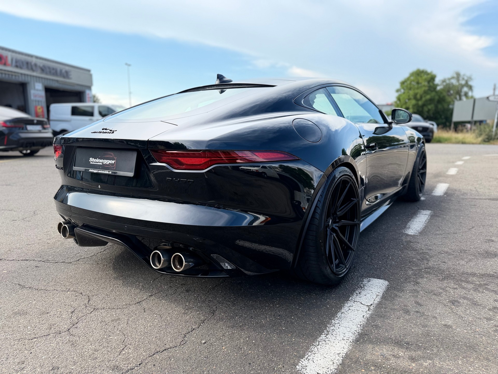 JAGUAR F-Type Coupé 5.0 V8 R-Dynamic Automatik-image-10