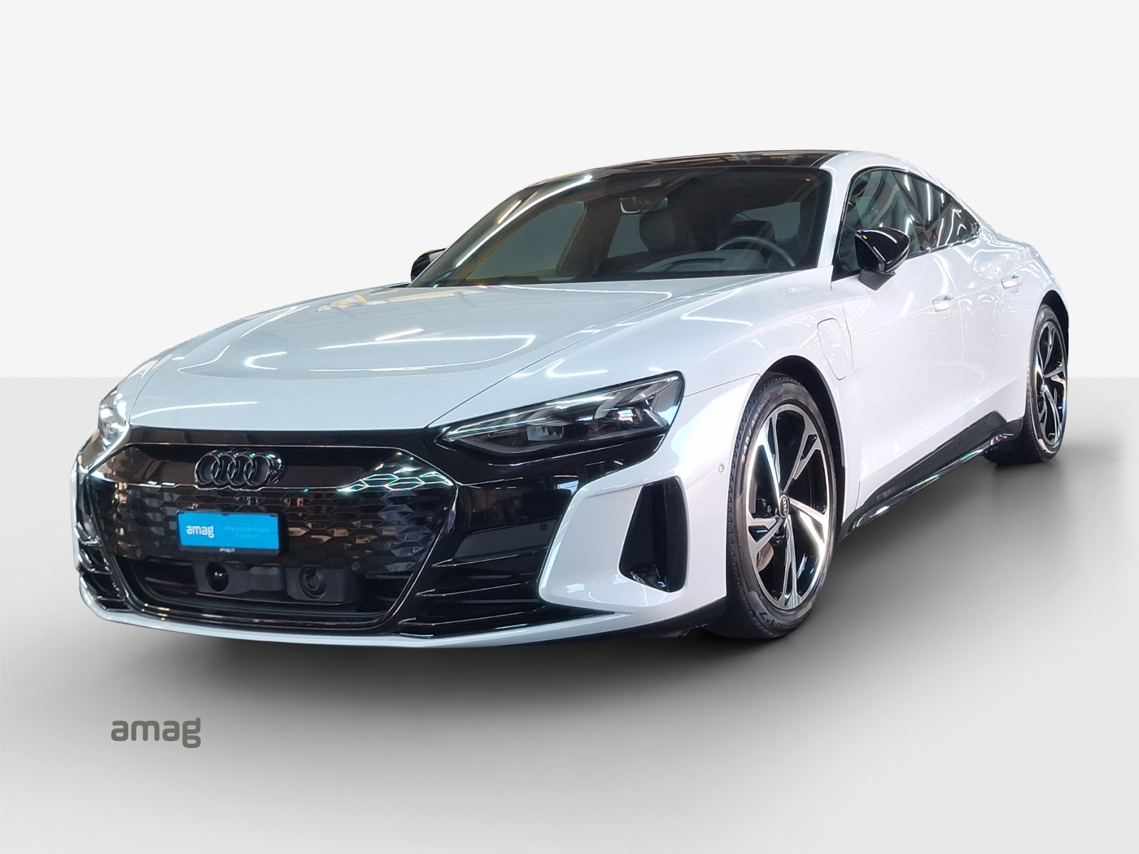 AUDI e-tron GT quattro-image-0