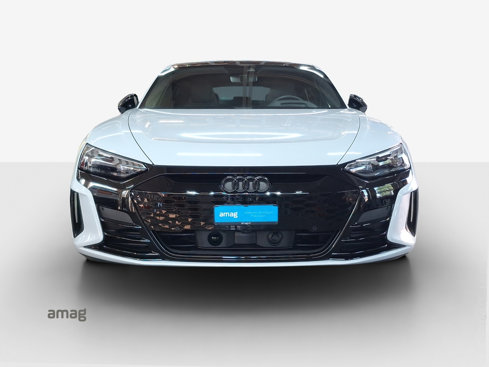 AUDI e-tron GT quattro-image-7