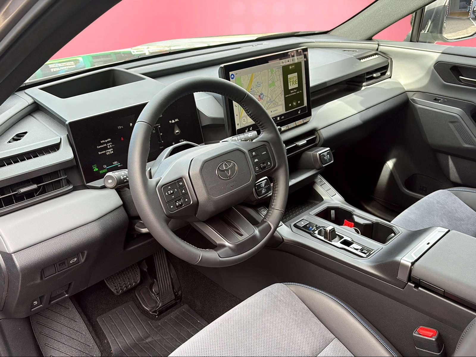 TOYOTA RAV4 2.5 Plug-In-Hybrid Style FWD-image-4