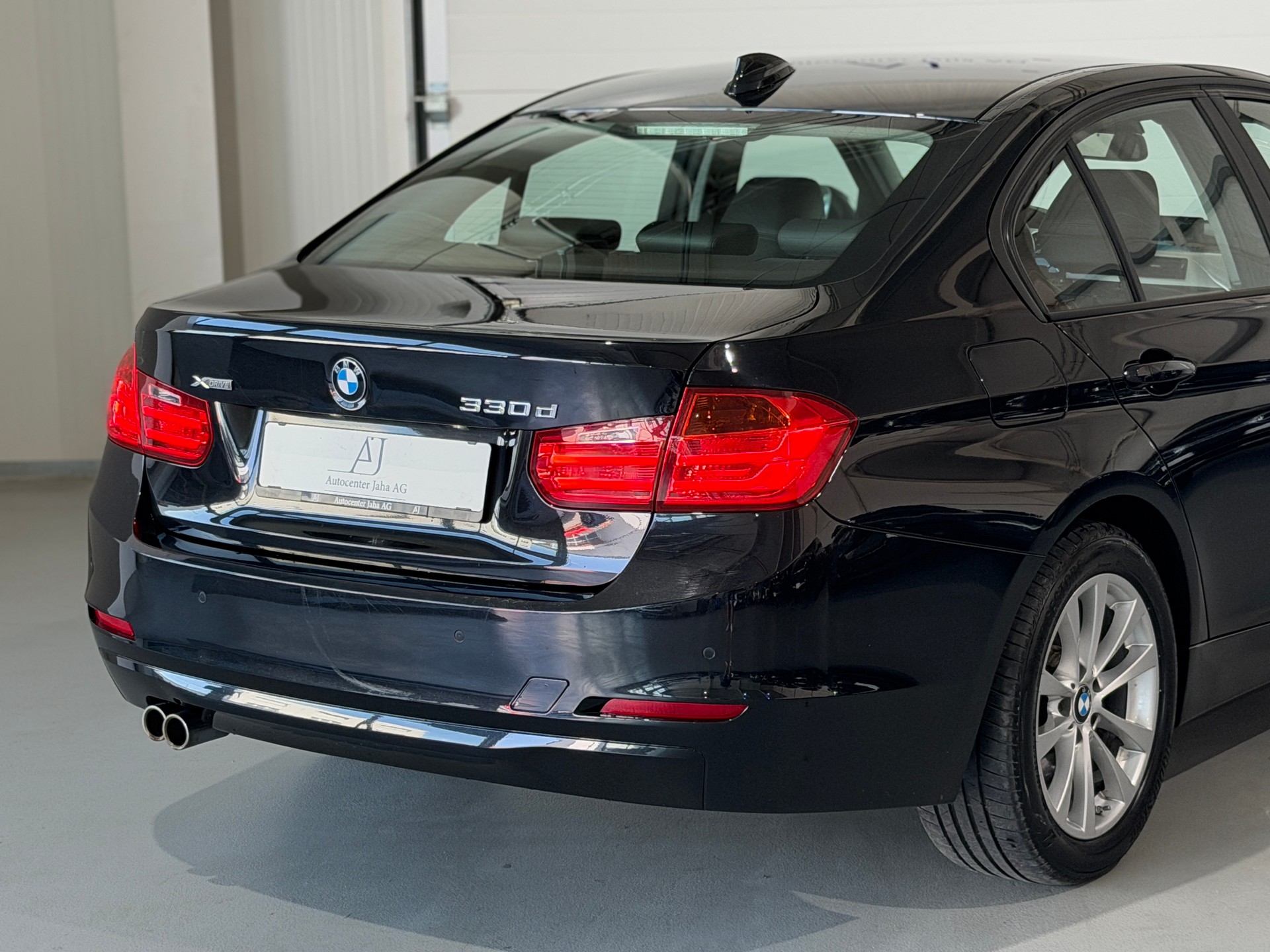 BMW 330d xDrive Steptronic (CH)-image-4