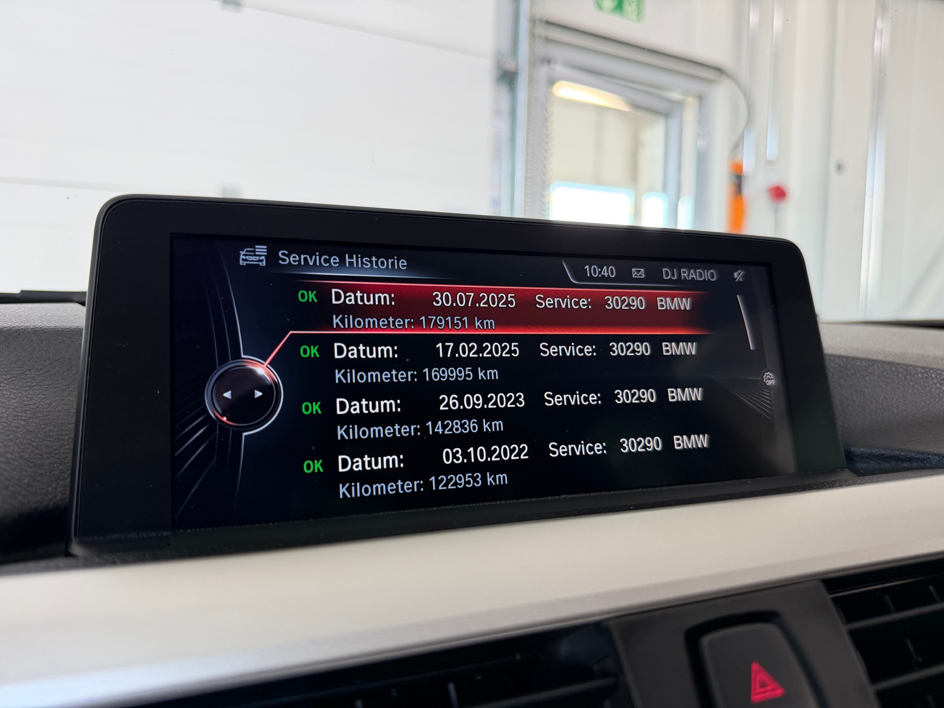 BMW 330d xDrive Steptronic (CH)-image-8