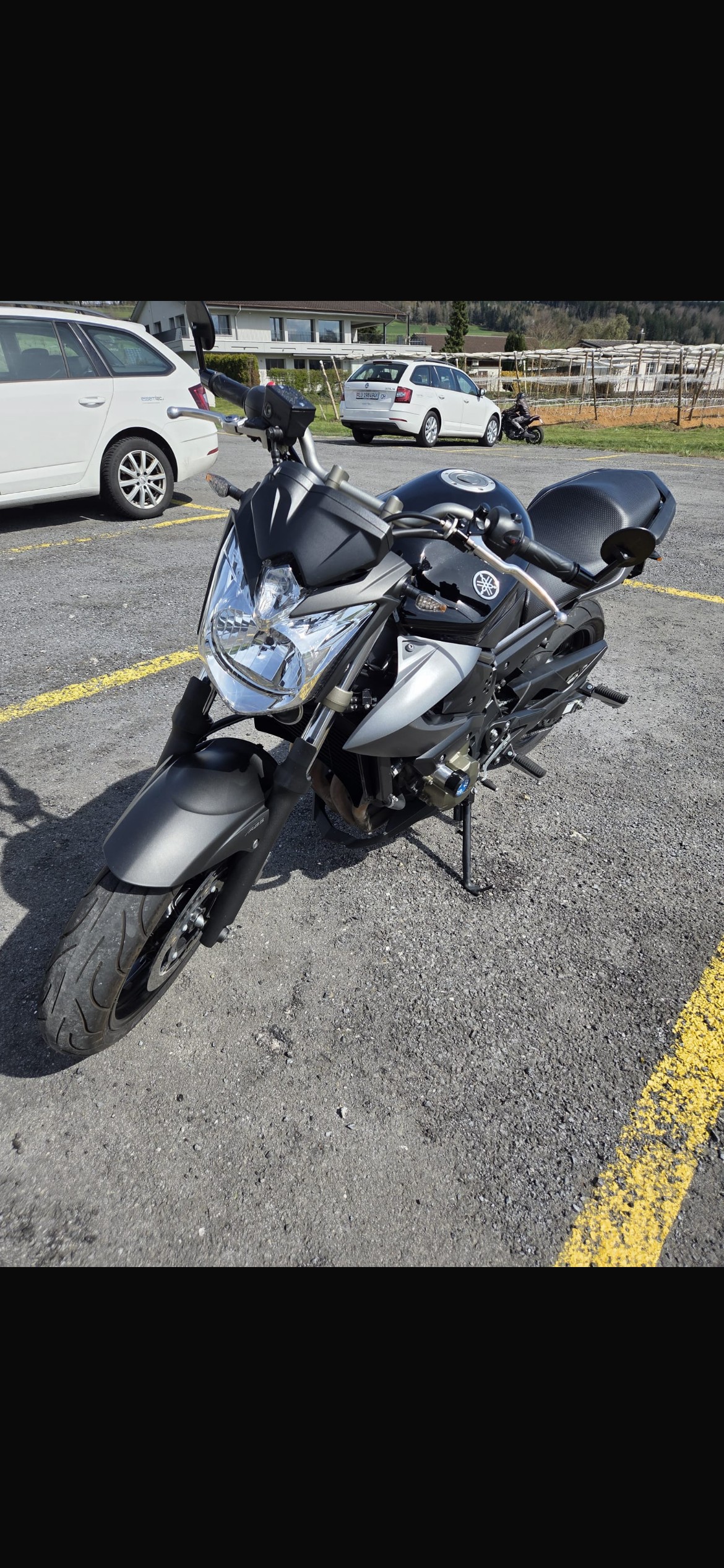 YAMAHA XJ 6 N ABS