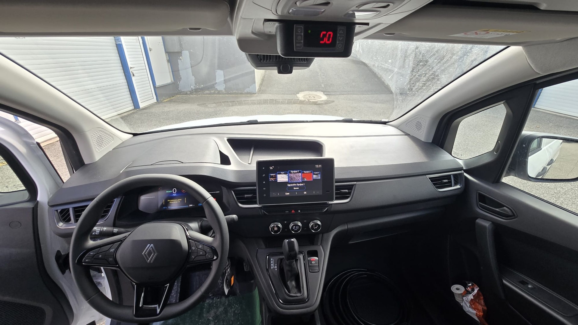 RENAULT KANGOO-image-6