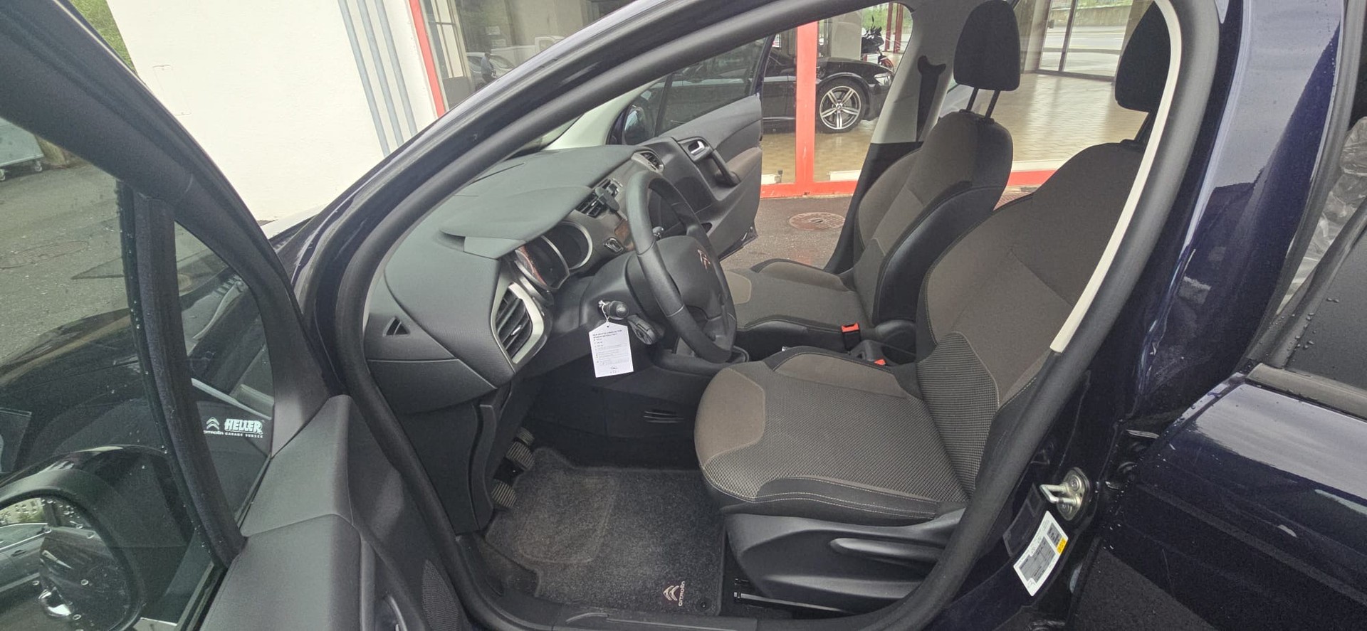 CITROEN C3 1.2i Tonic-image-7