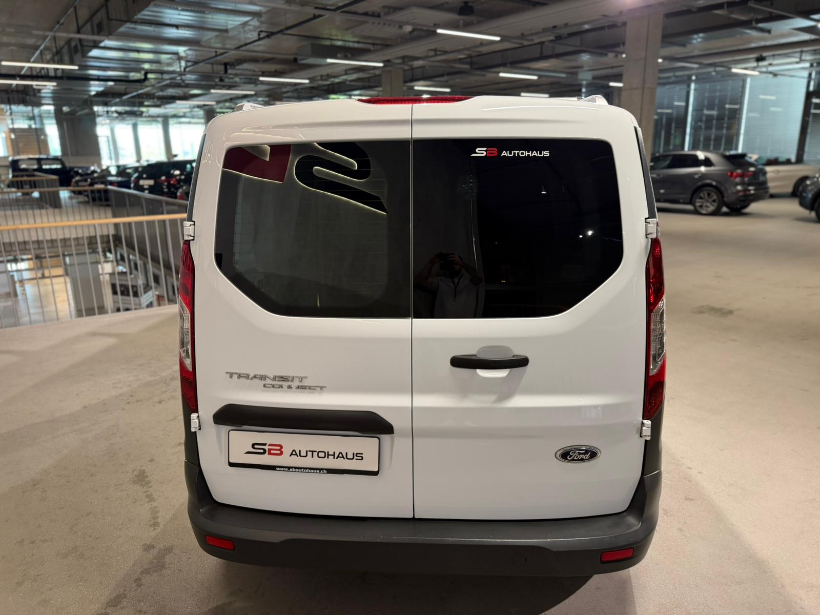 FORD Transit Connect Van T230 1.6 TDCi Ambiente-image-13