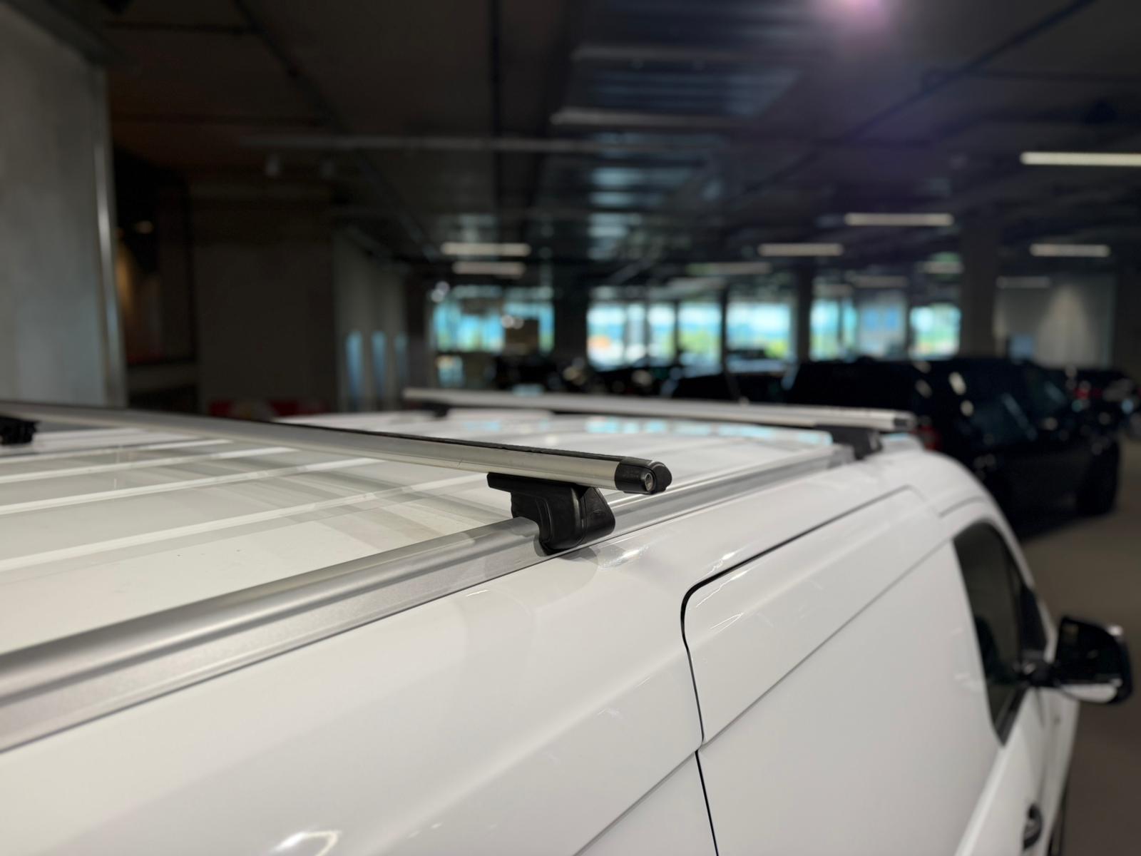 FORD Transit Connect Van T230 1.6 TDCi Ambiente-image-16