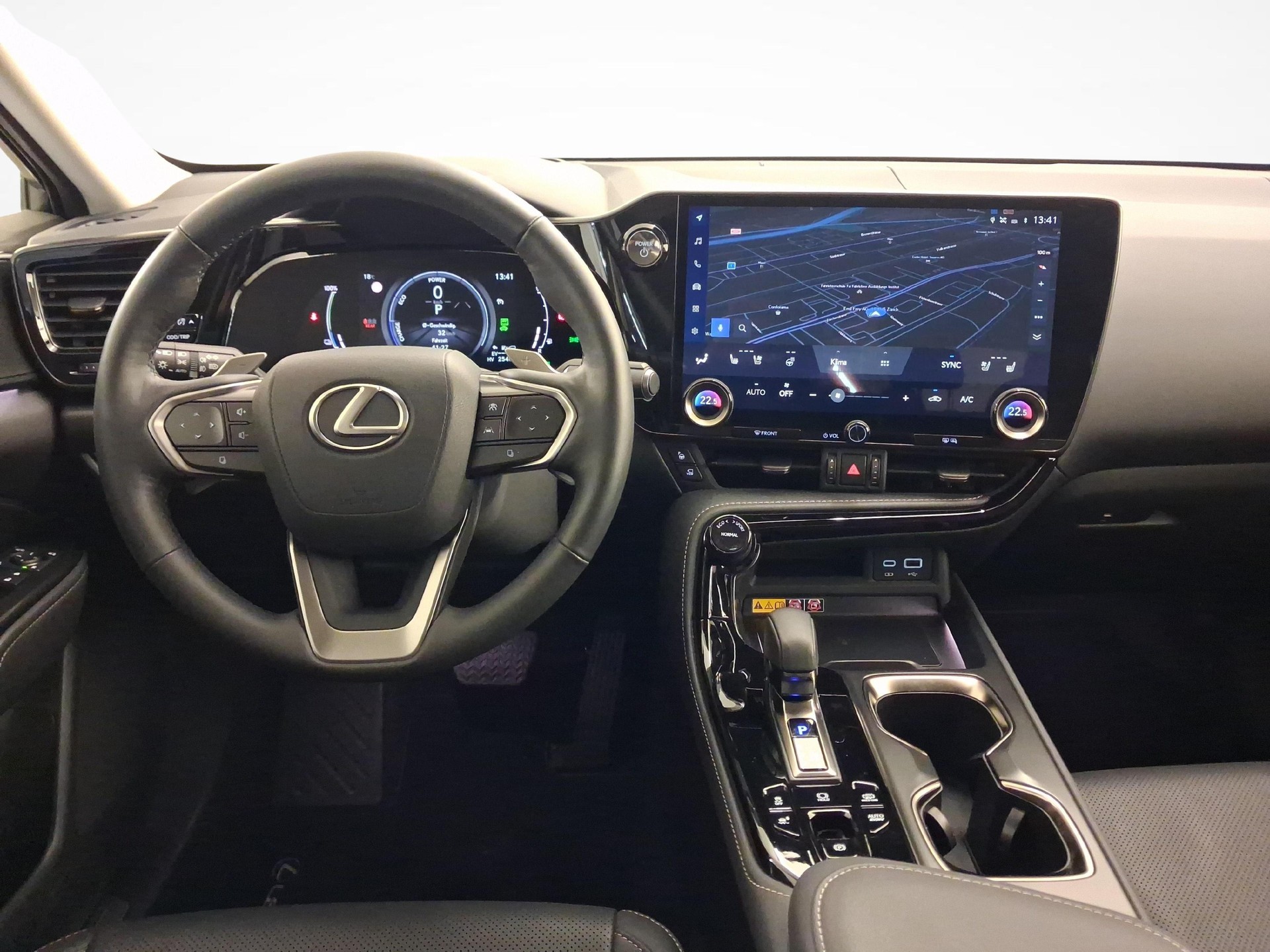 LEXUS NX 450h+ Excellence-image-8
