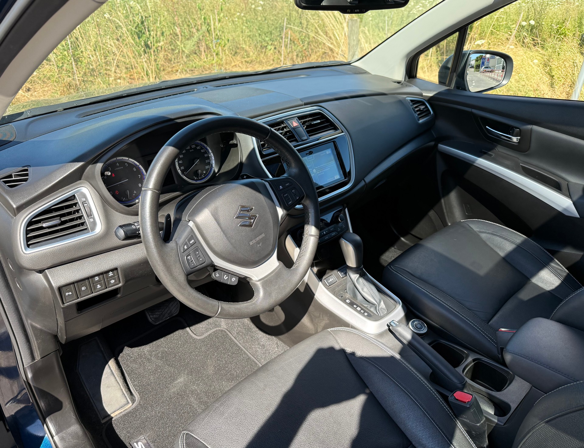 SUZUKI SX4 S-Cross 1.4 16V Compact Top 4WD Automatic-image-6