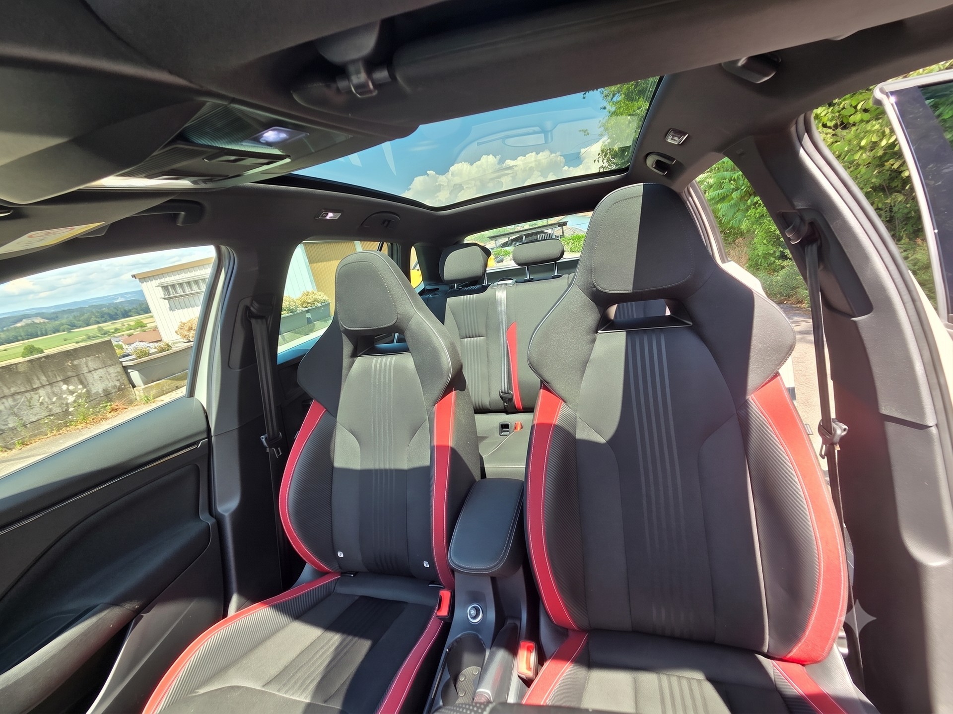 SKODA 1.0 TSI Monte Carlo DSG-image-3