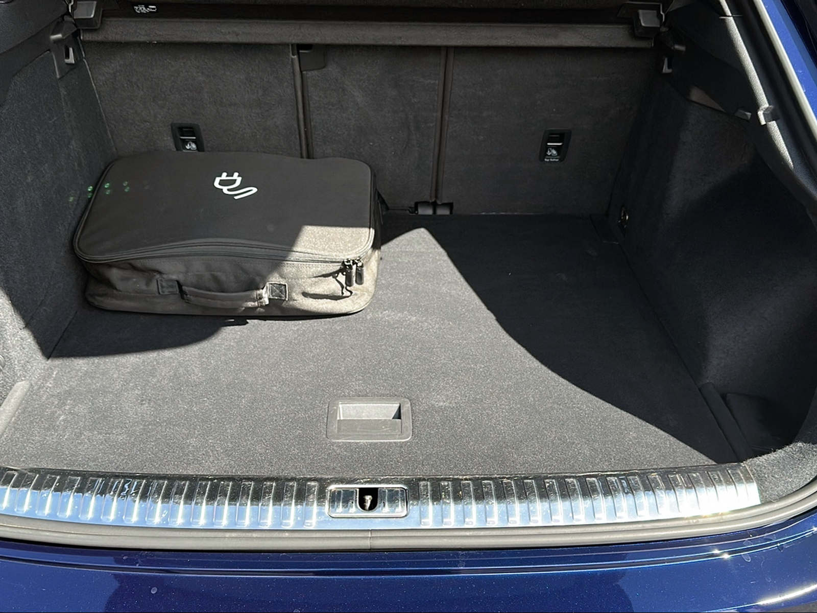 AUDI Q3 Sportback 45 TFSI e S line S-tronic-image-9