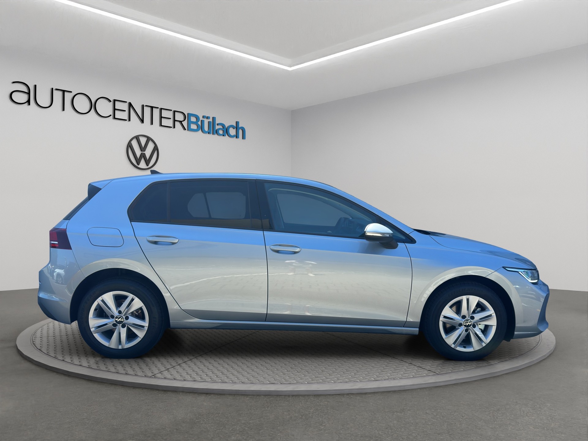 VW Golf 1.5 e TSI mHEV Value DSG-image-3