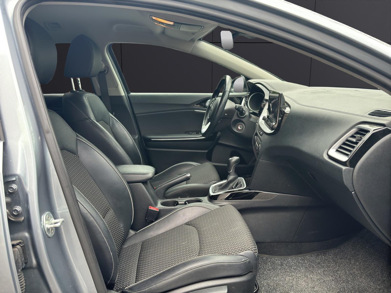 KIA Ceed 1.5 T-GDi Power-image-14