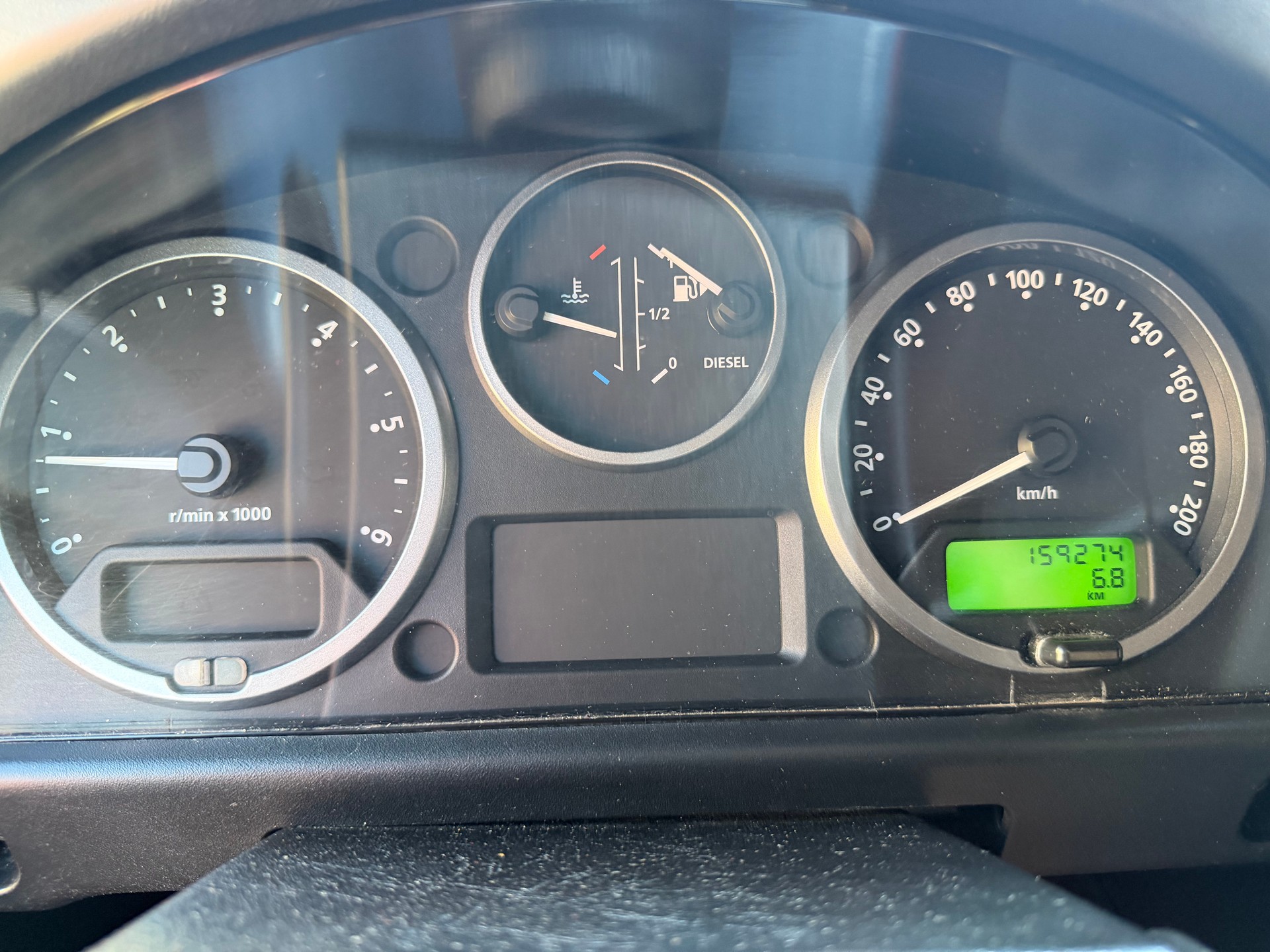 LAND ROVER Defender 90 TD4 *Autobiography*-image-11