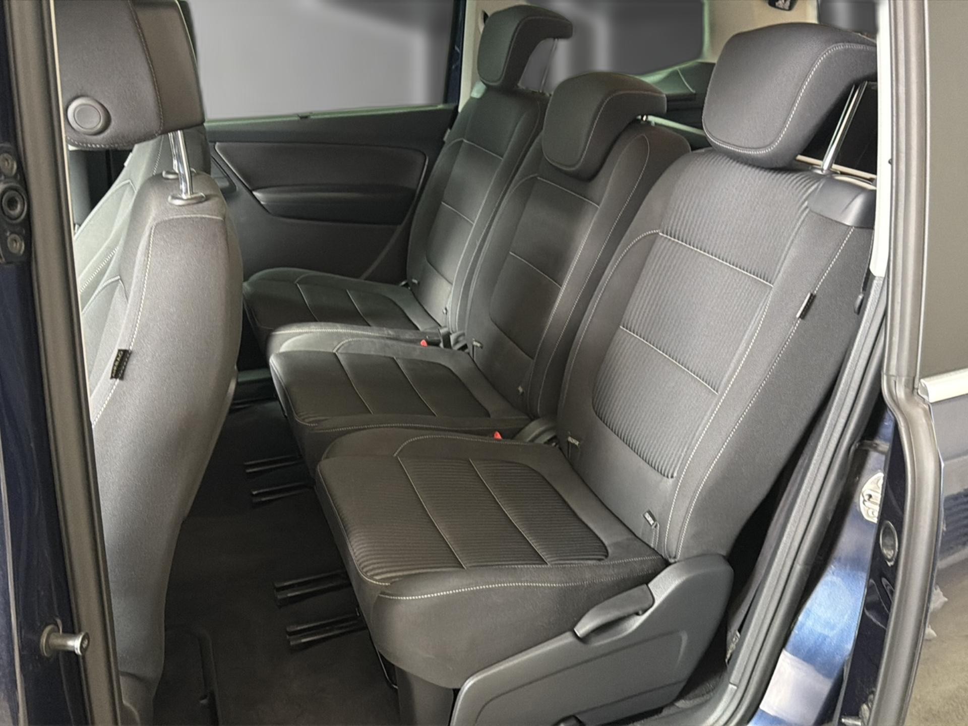 SEAT Alhambra 2.0 TDI Style 4x4-image-13