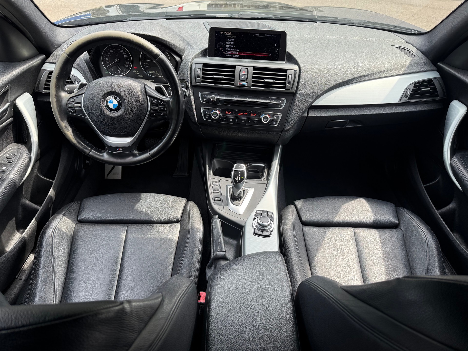 BMW M135i xDrive Steptronic-image-9