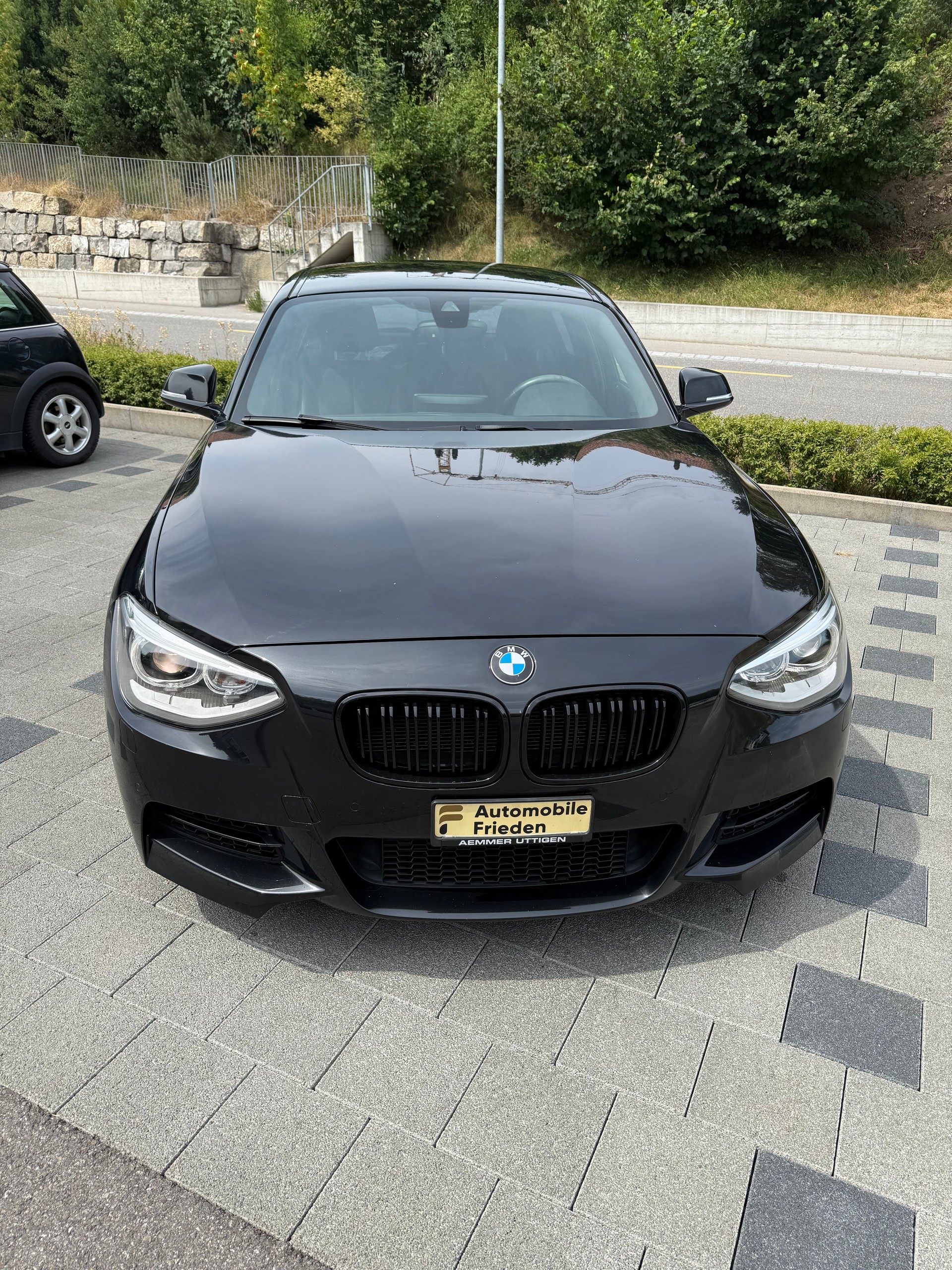 BMW M135i xDrive Steptronic-image-1