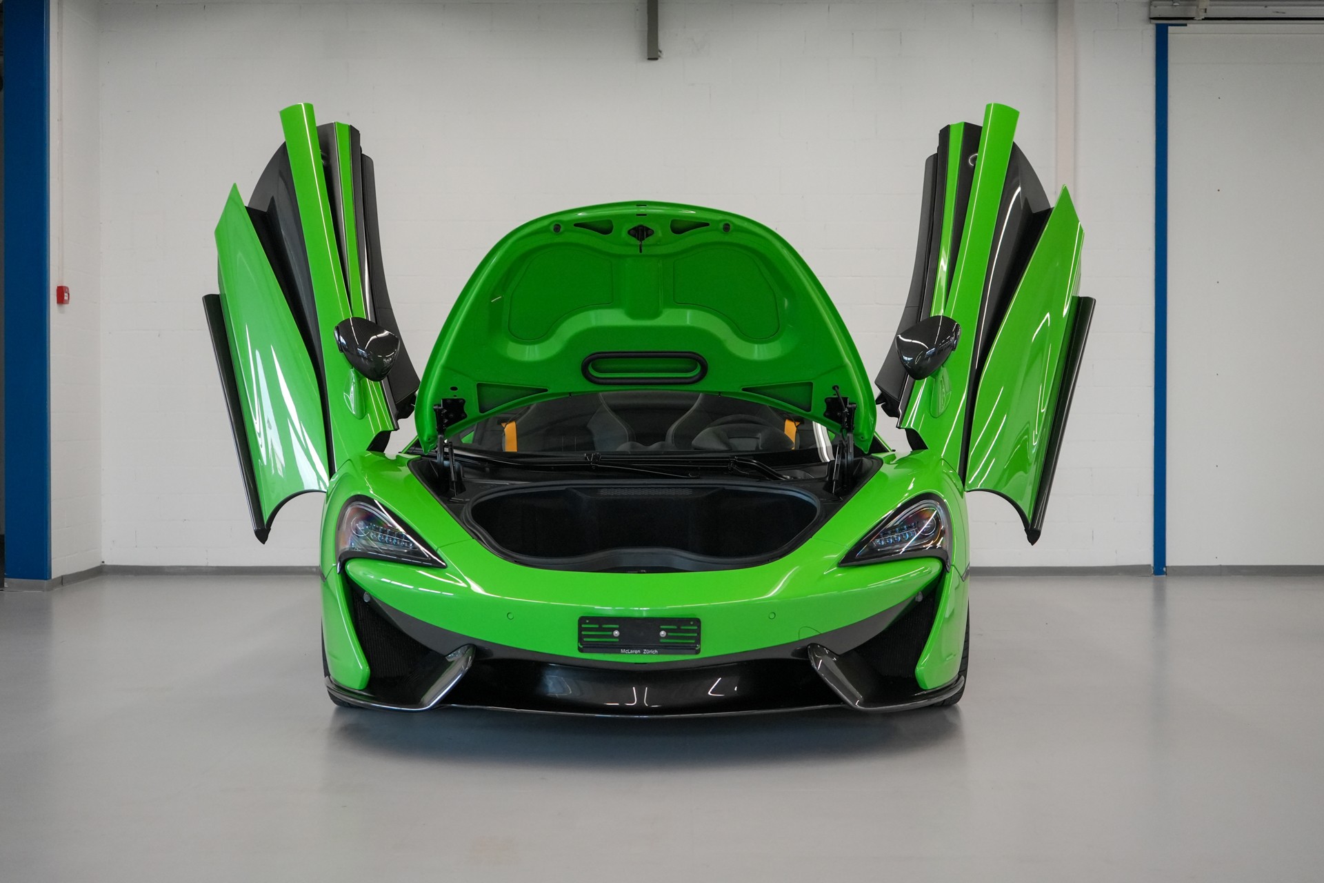McLAREN 570S Spider 3.8 V8 SSG-image-22