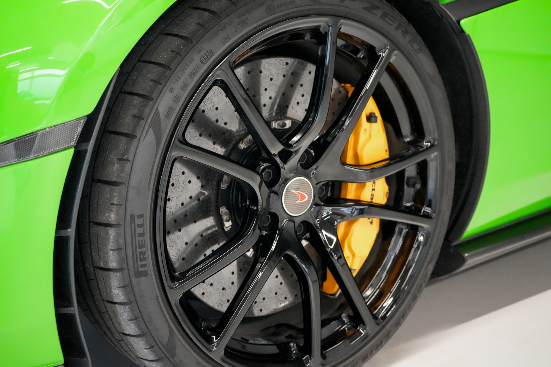 McLAREN 570S Spider 3.8 V8 SSG-image-10