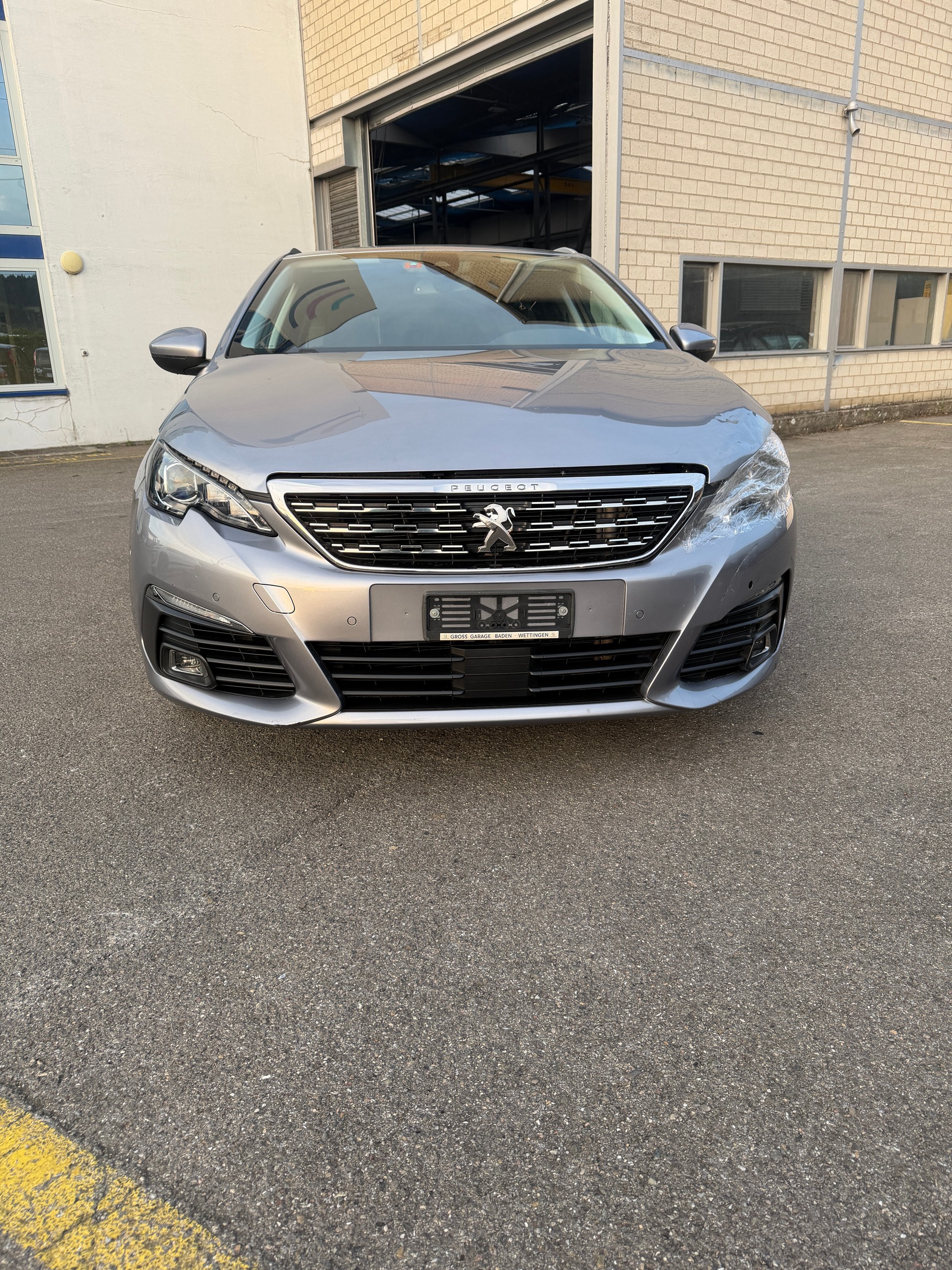 PEUGEOT 308 SW 1.2 Pure Tech Style EAT8