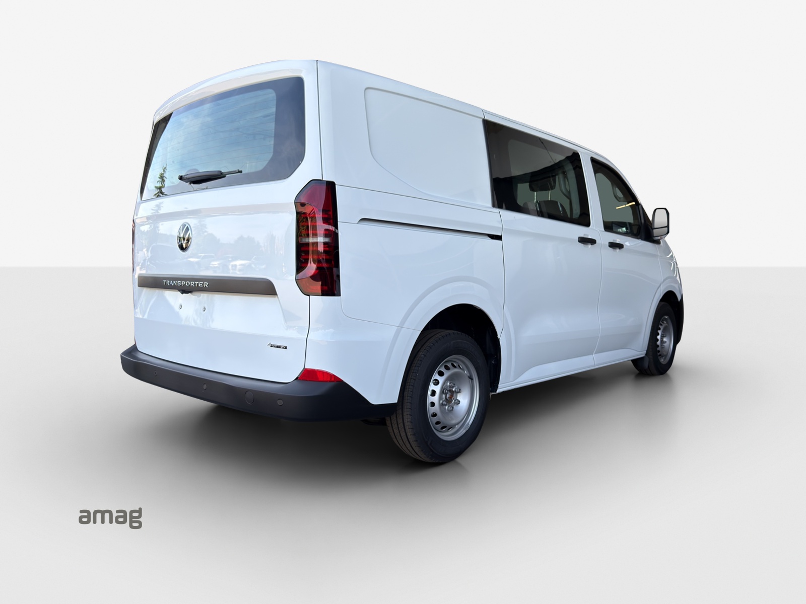 VW Transporter Plus 2.0 TDI 4Motion Automat-image-4