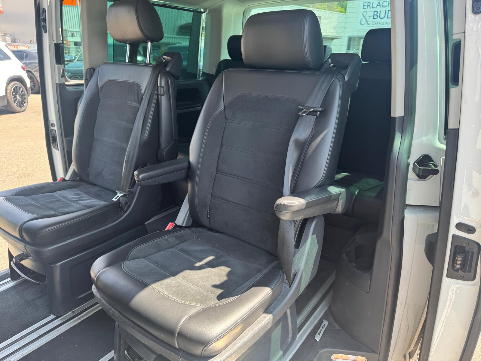 VW T6 Multivan 2.0 TSI Business 4Motion DSG-image-1