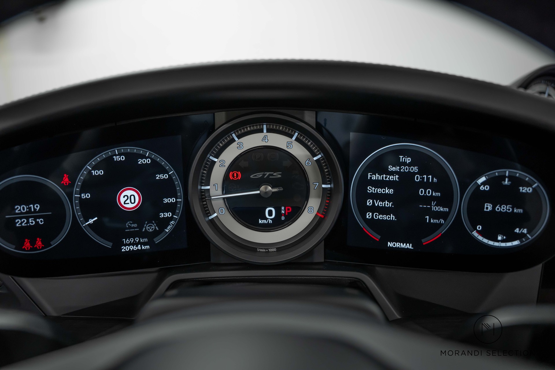 PORSCHE 911 Cabriolet 3.0 Carrera 4 GTS PDK-image-27