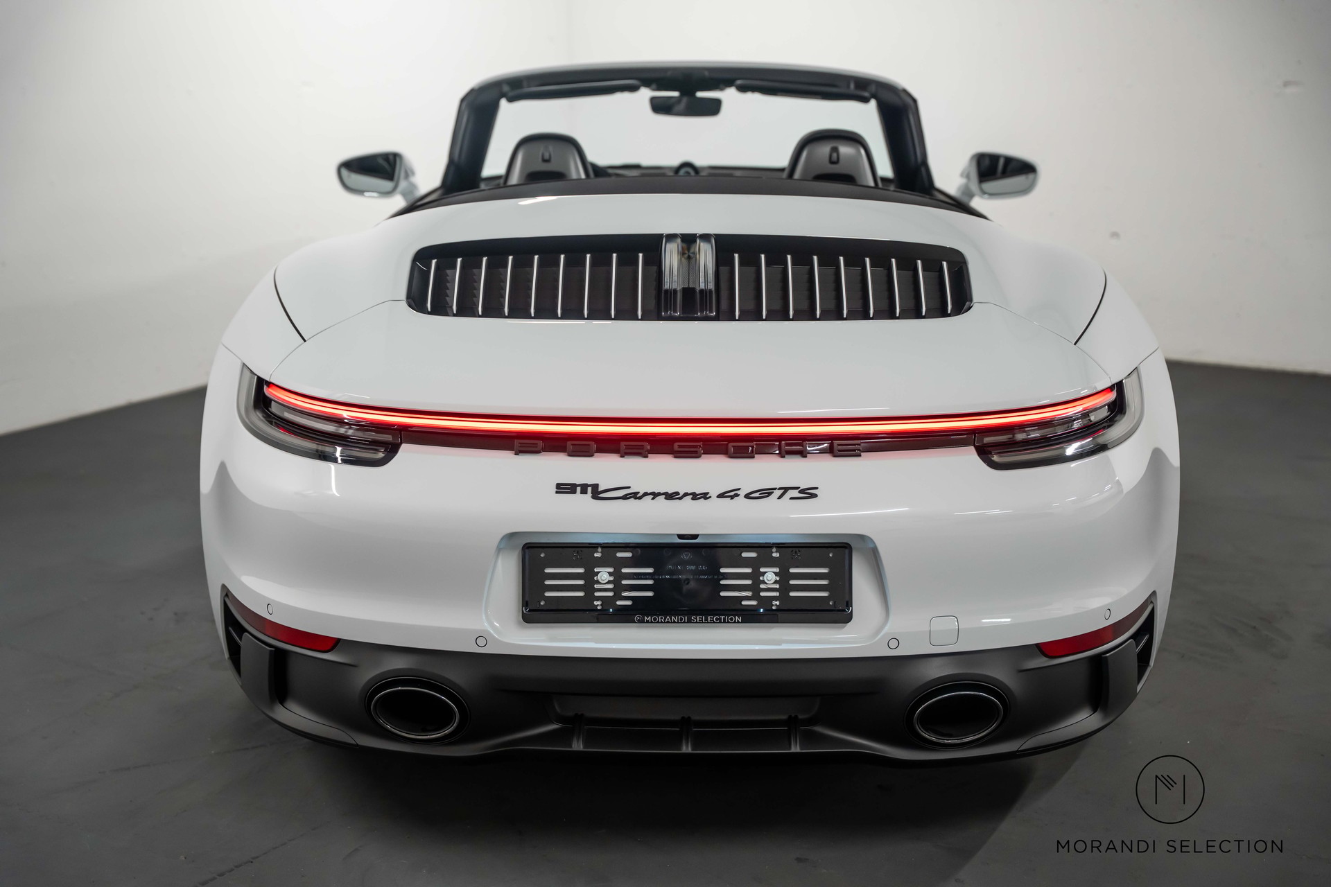 PORSCHE 911 Cabriolet 3.0 Carrera 4 GTS PDK-image-9