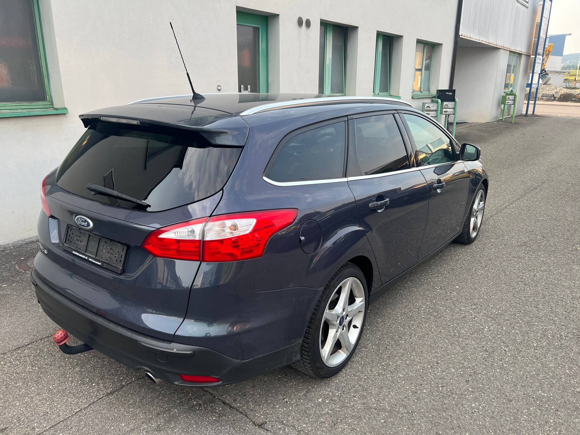FORD Focus 2.0 TDCi Titanium-image-3