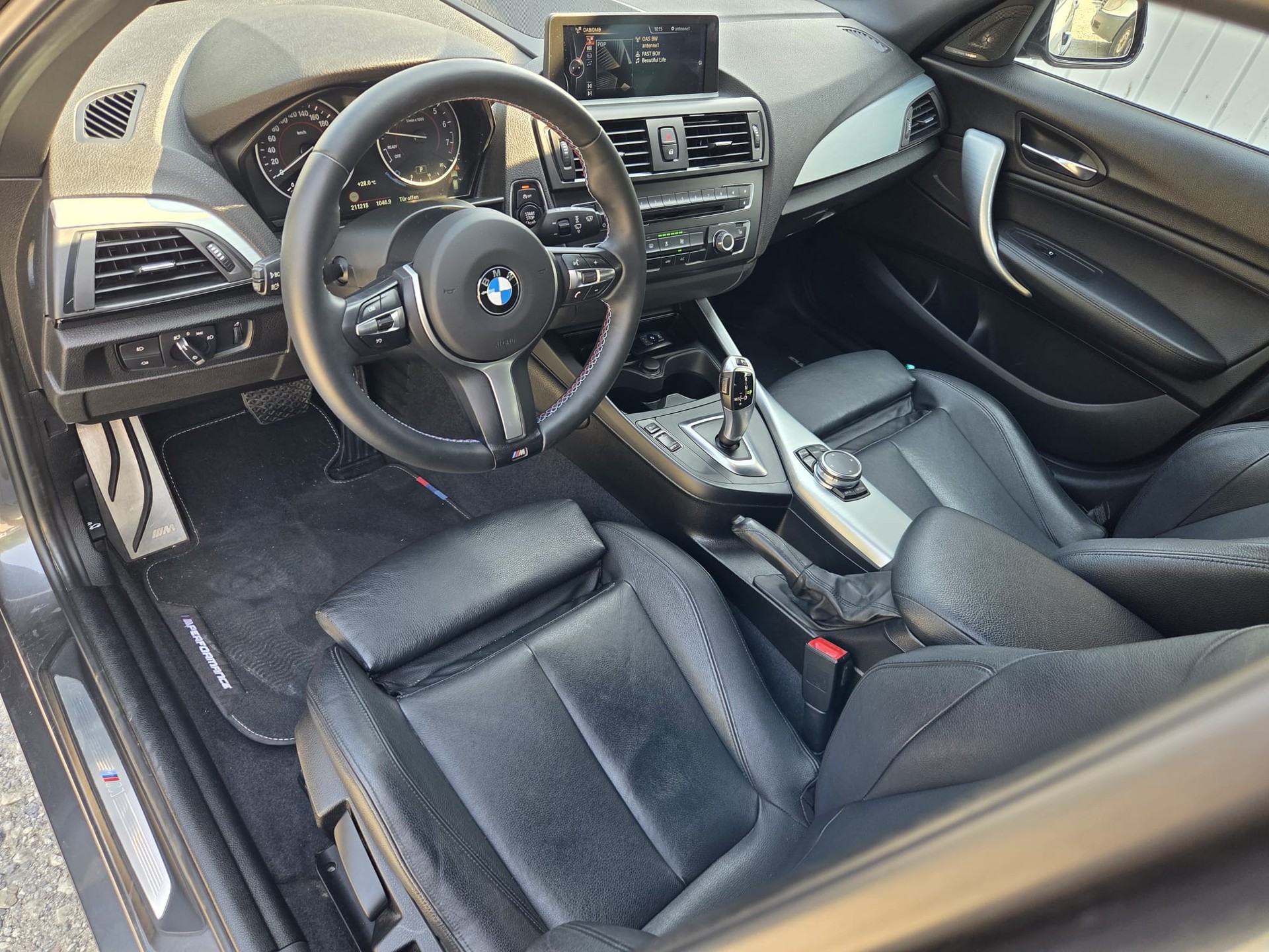 BMW 118i Steptronic-image-6