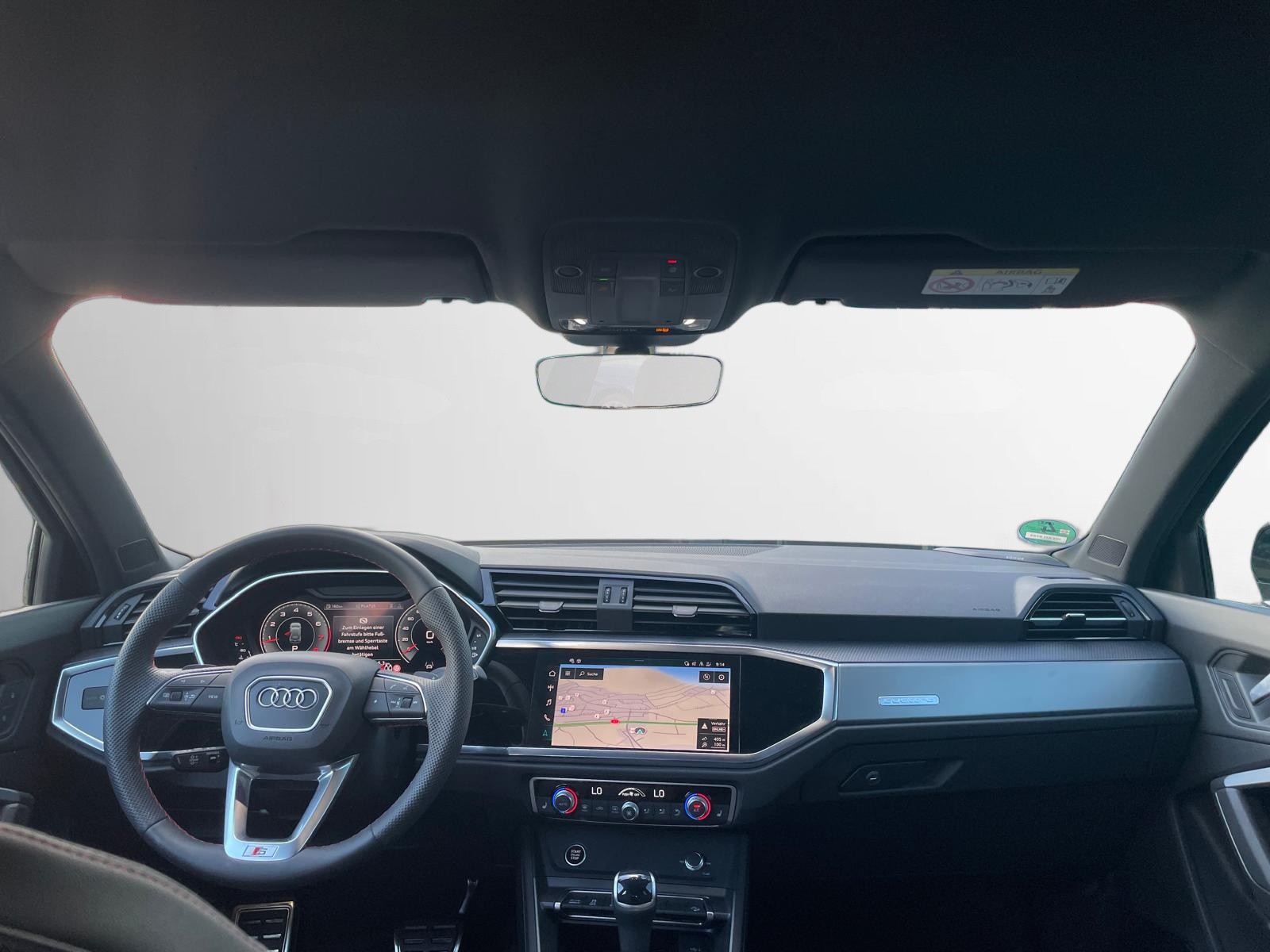 AUDI Q3 45 TFSI quattro S-tronic-image-6