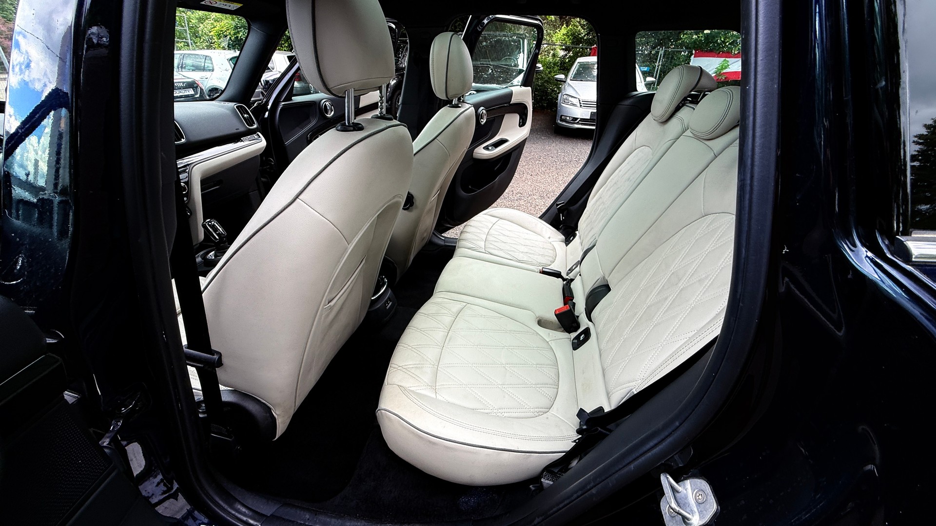 MINI Countryman Cooper ALL4 Steptronic-image-11