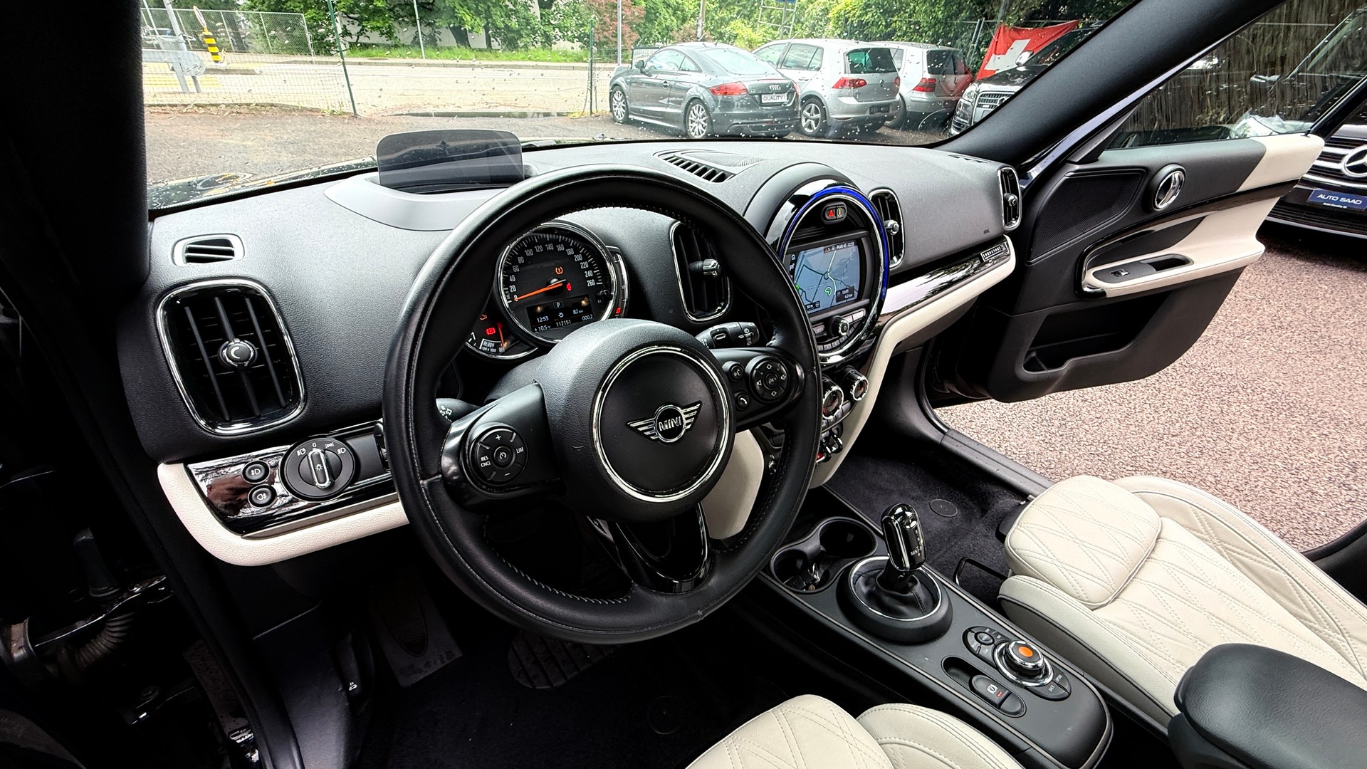 MINI Countryman Cooper ALL4 Steptronic-image-10