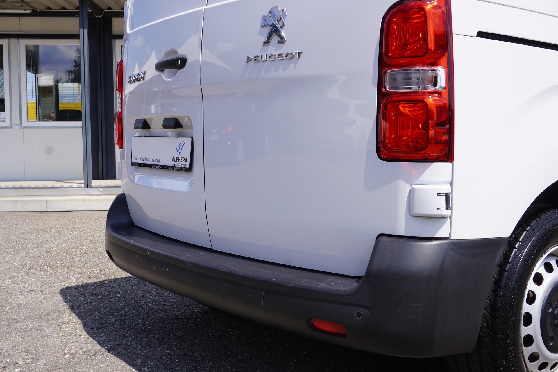 PEUGEOT Expert 2.0 BlueHDi 145 S&S Standard EAT8 3-PLÄTZER!!!-image-28