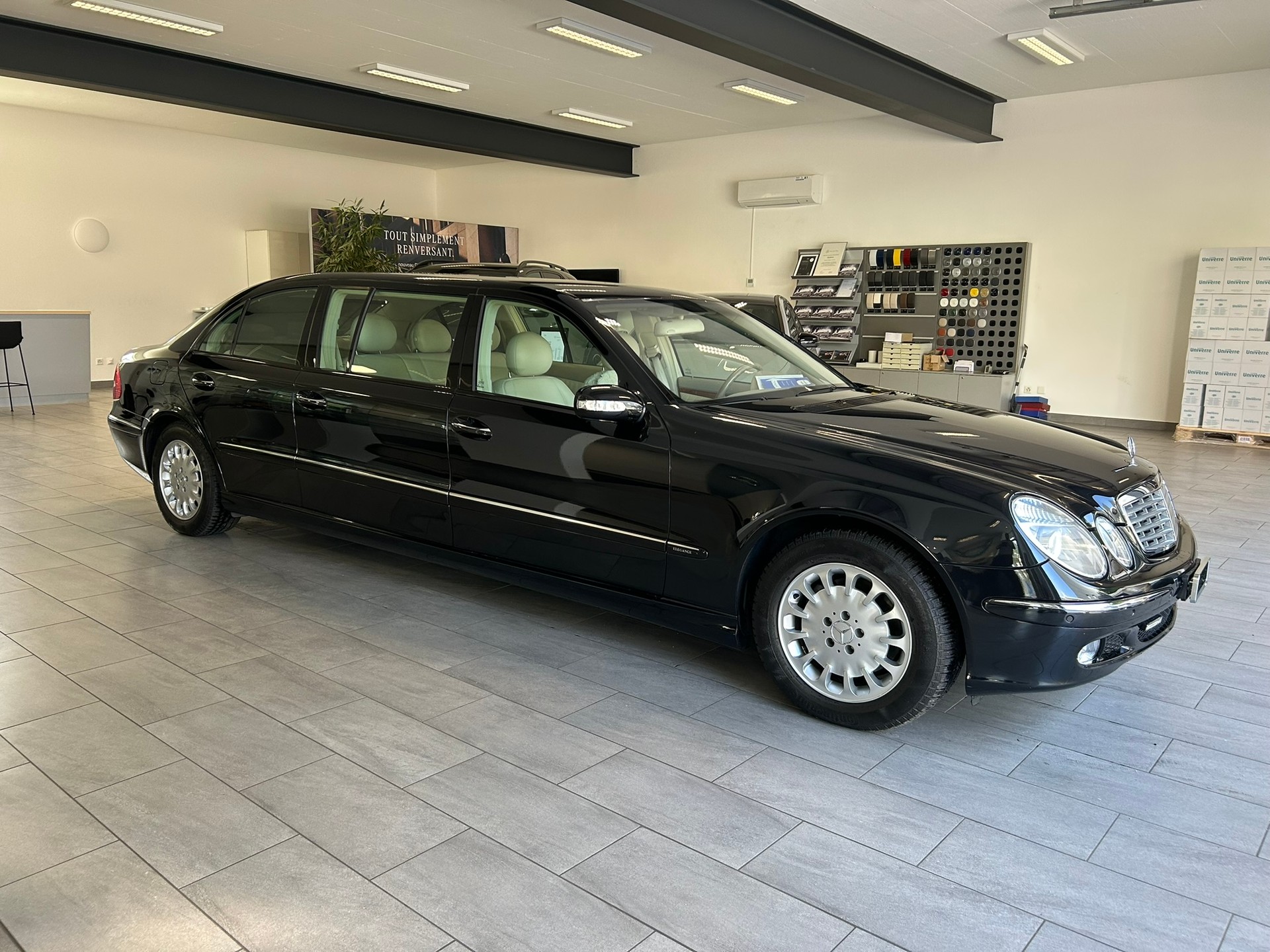 MERCEDES-BENZ E 320 BINZ 6 portes-image-3