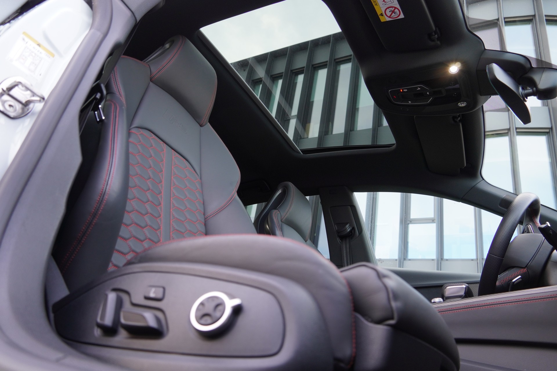 AUDI RS5 Sportback 2.9 TFSI quattro tiptronic// Carbon Interieur//Voll Ausstattung//-image-8
