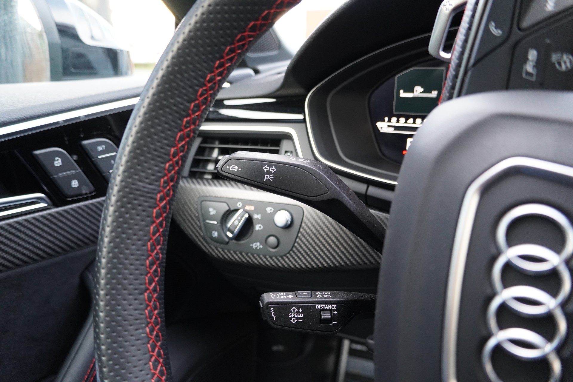 AUDI RS5 Sportback 2.9 TFSI quattro tiptronic// Carbon Interieur//Voll Ausstattung//-image-10