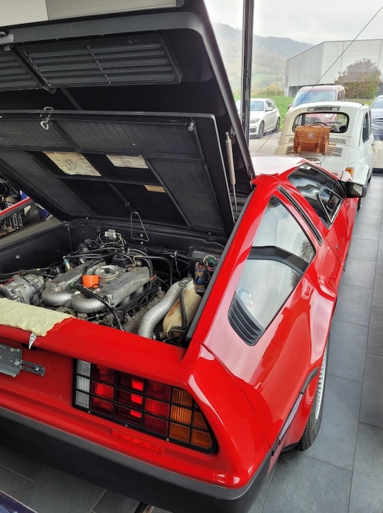 DeLorean DMC-12-image-13