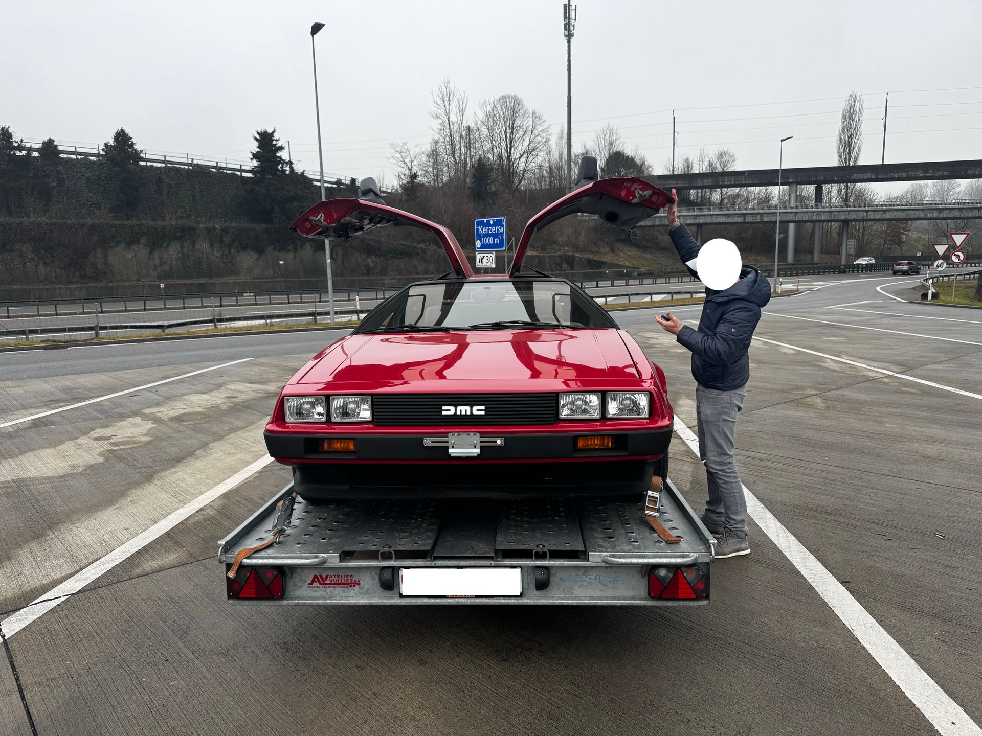 DeLorean DMC-12-image-3