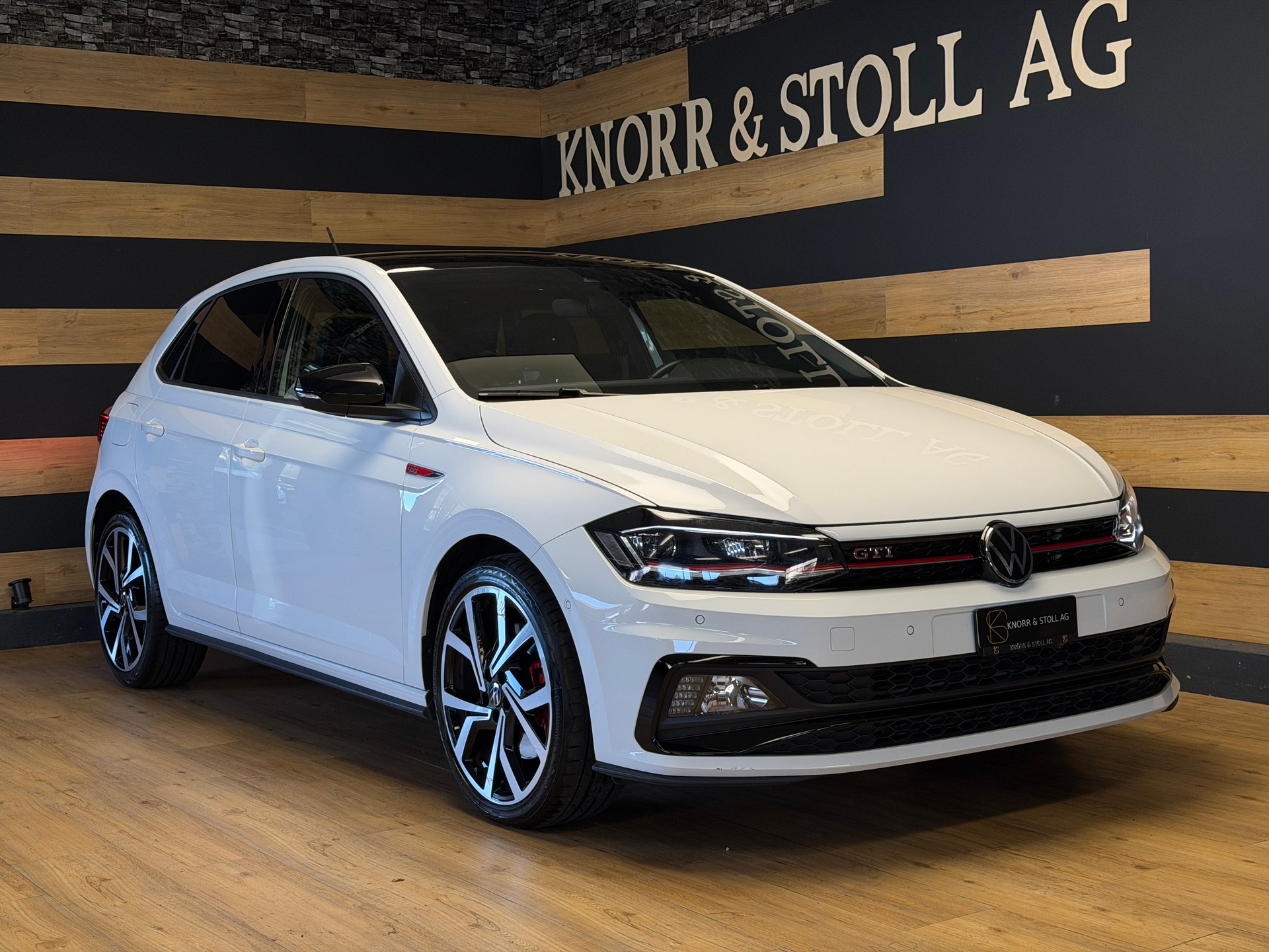 VW Polo 2.0 TSI GTI DSG-image-0