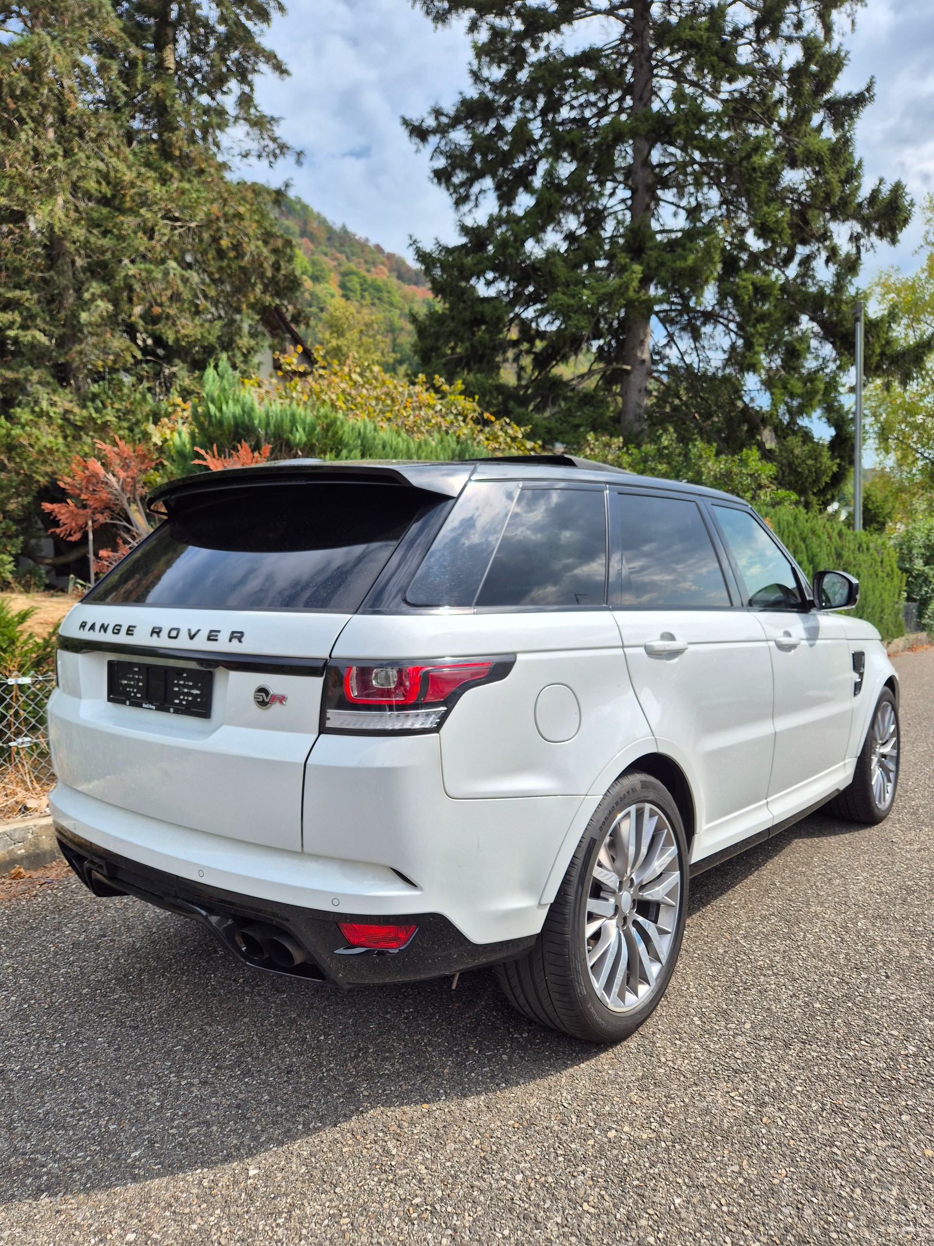 LAND ROVER Range Rover Sport 5.0 V8 SVR-image-5