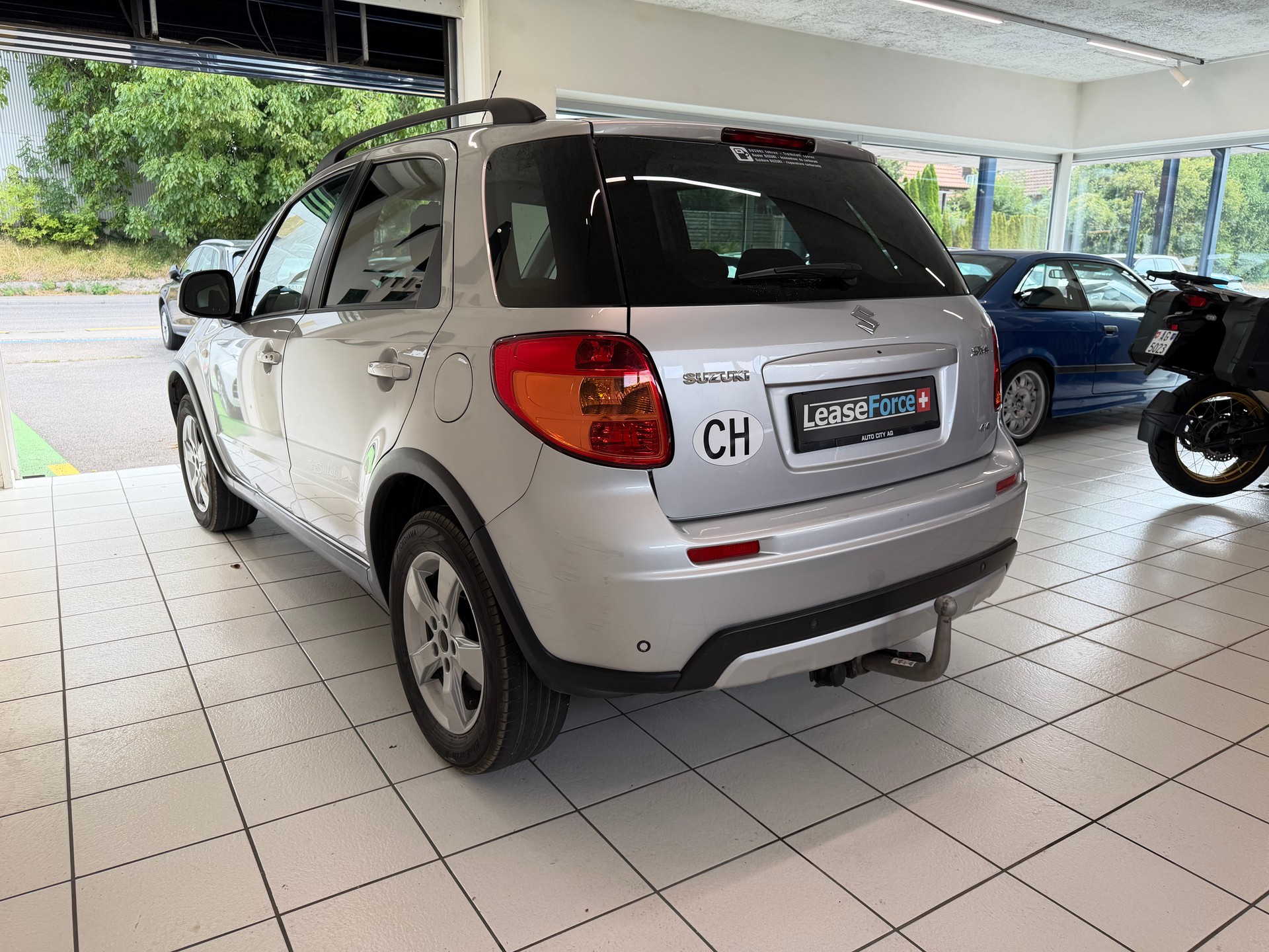 SUZUKI SX4 1.6 16V GL Top Piz Sulai limited edition 4WD-image-3