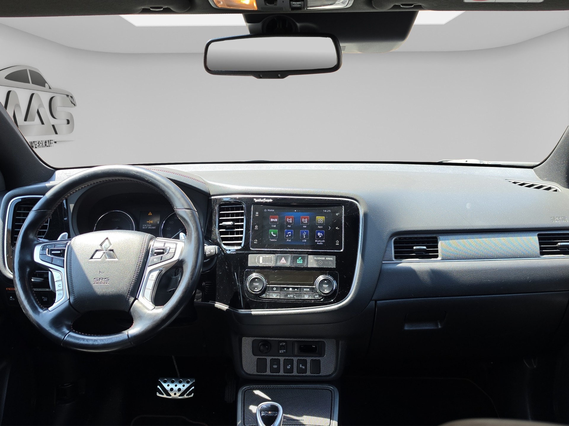 MITSUBISHI Outlander 2.0 PHEV Style Anniversary 4WD Automatic-image-11