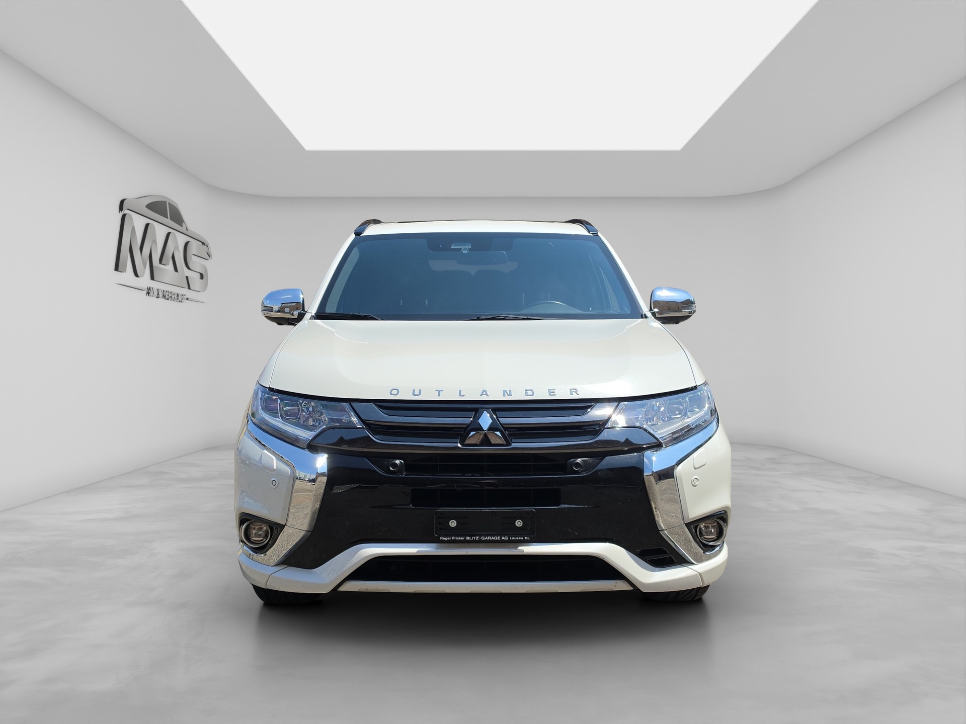 MITSUBISHI Outlander 2.0 PHEV Style Anniversary 4WD Automatic-image-1
