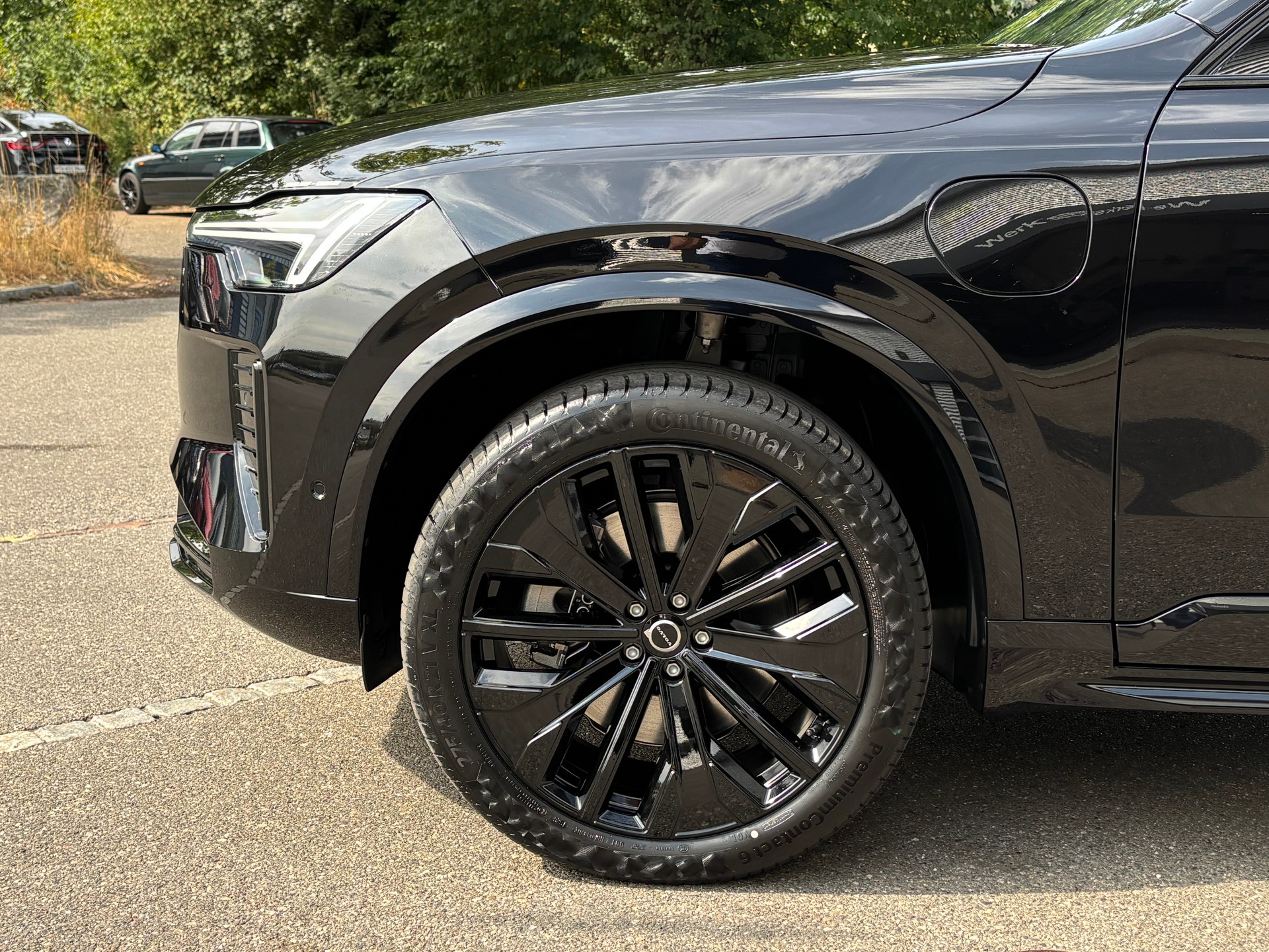 VOLVO XC90 2.0 T8 TE Black Edition eAWD-image-1
