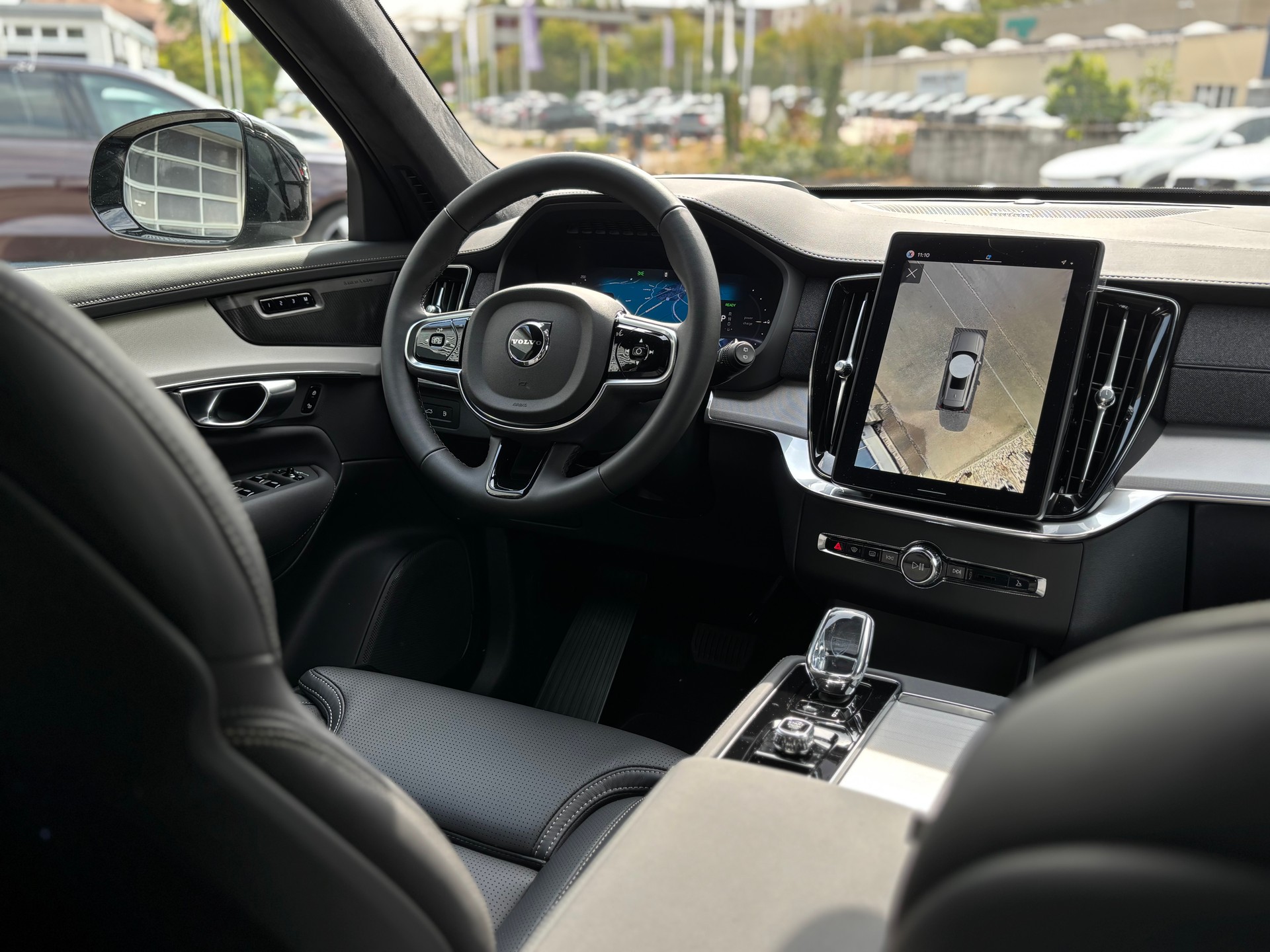 VOLVO XC90 2.0 T8 TE Black Edition eAWD-image-13