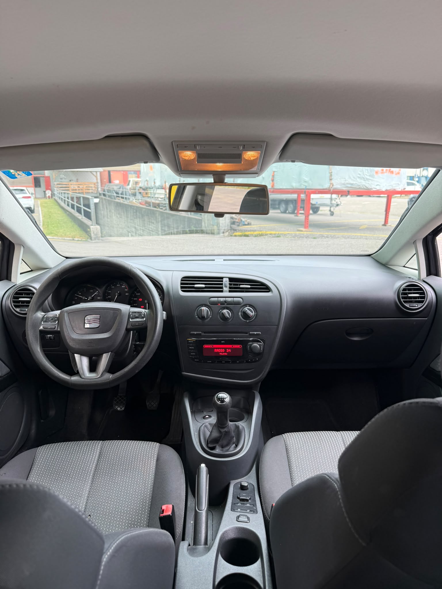 SEAT Leon 1.4 TSI Style-image-9