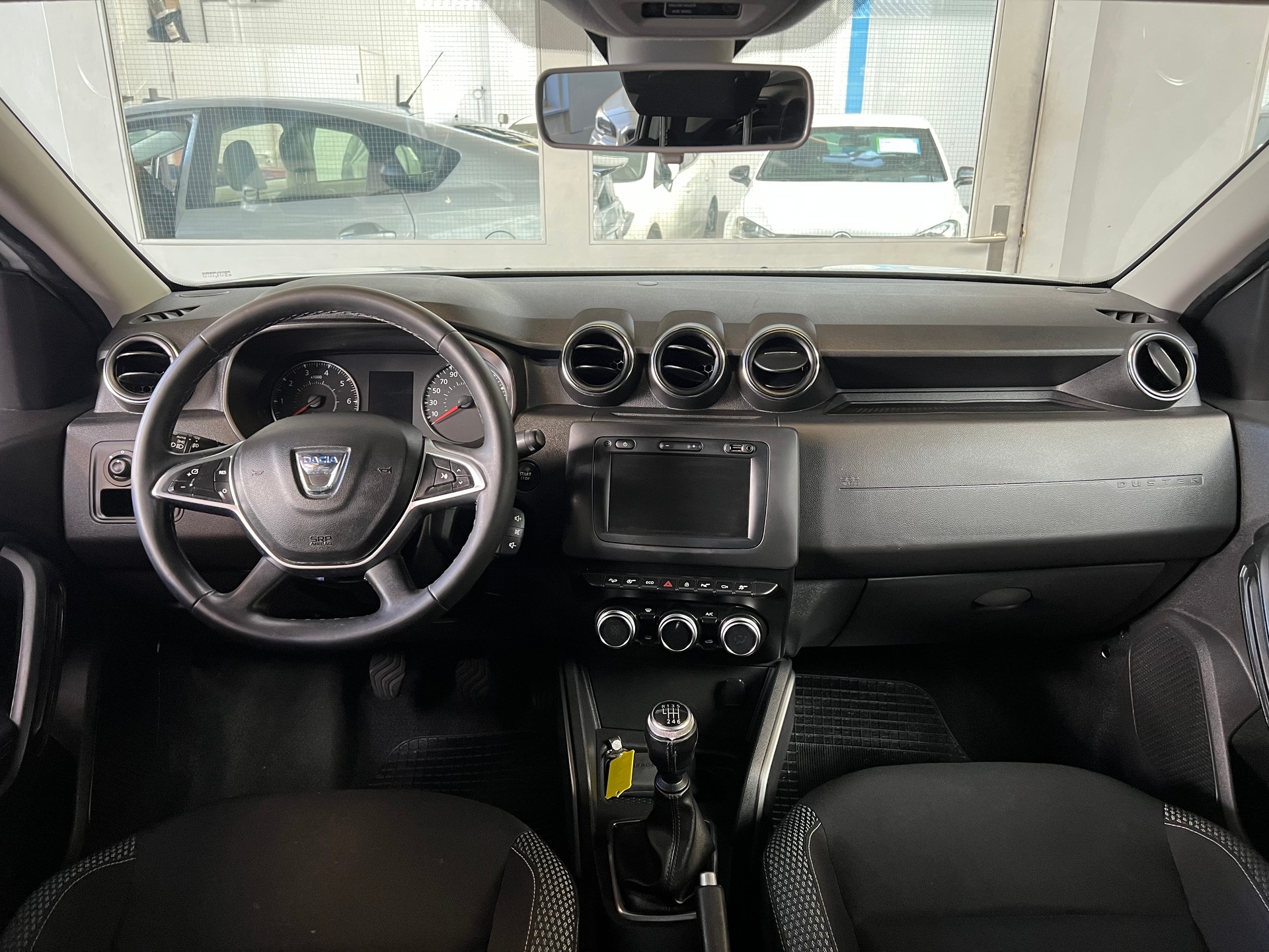 DACIA Duster TCe 125 Prestige 4x4-image-4